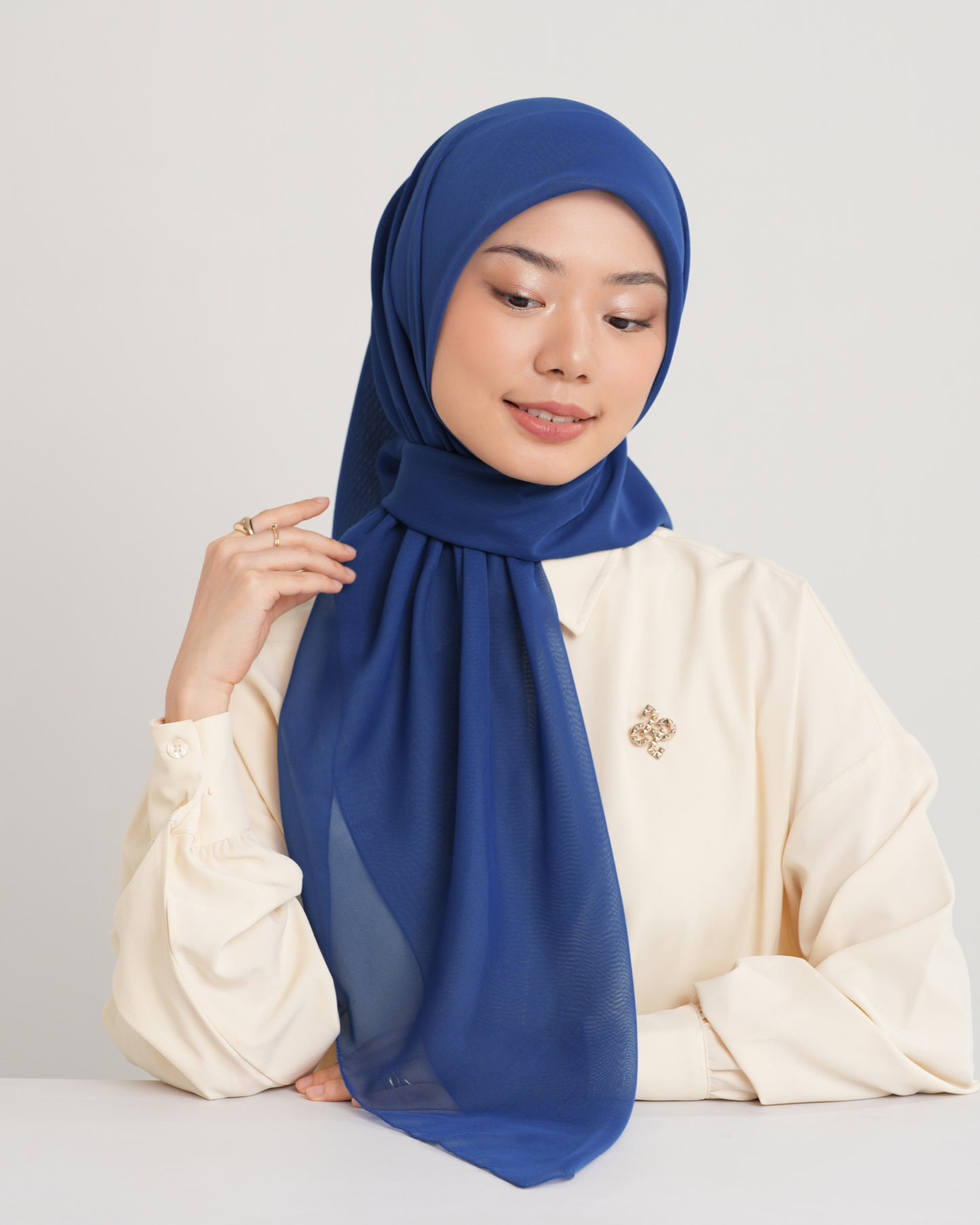 New HL Paris with Diamond Logo