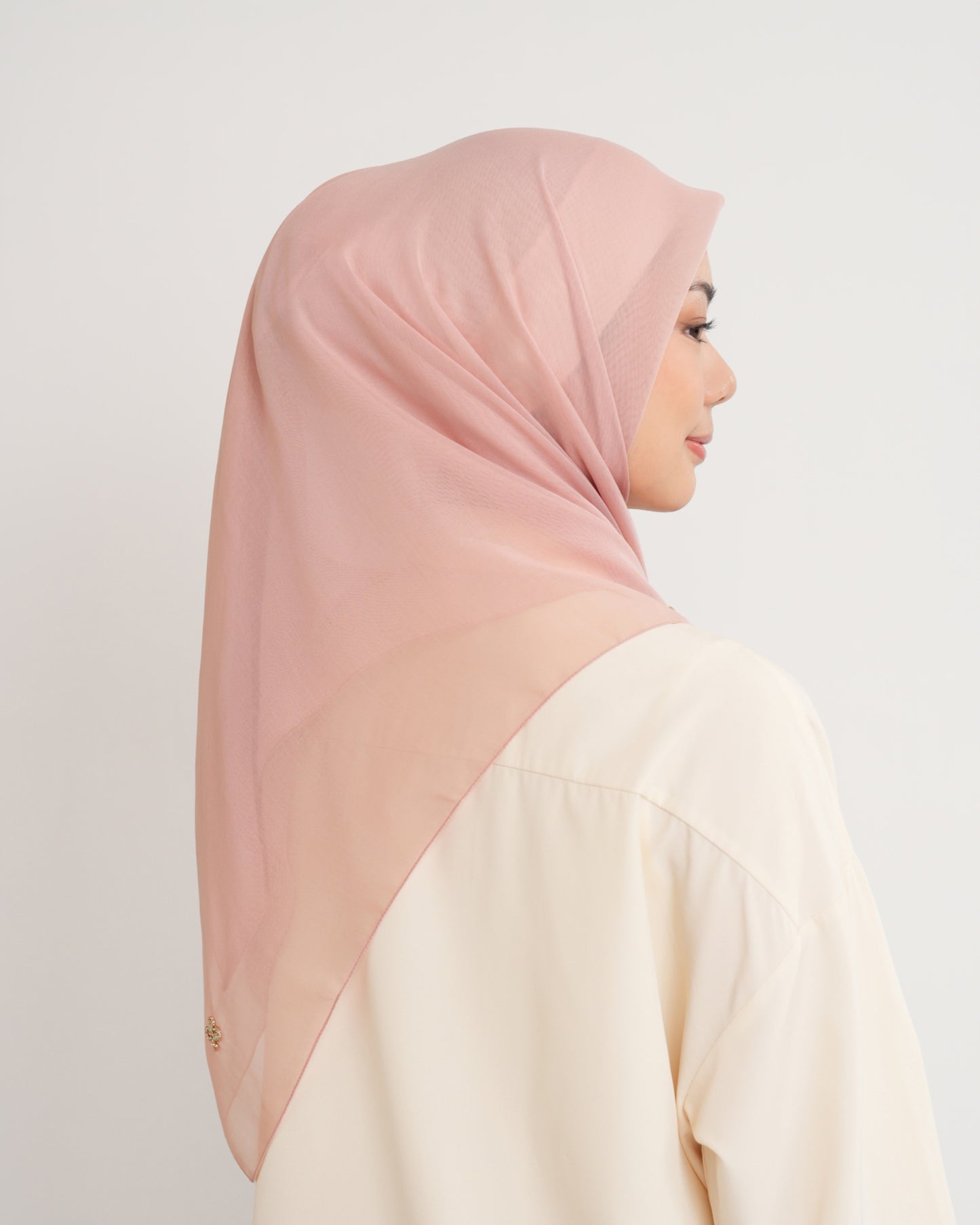 New HL Paris with Diamond Logo