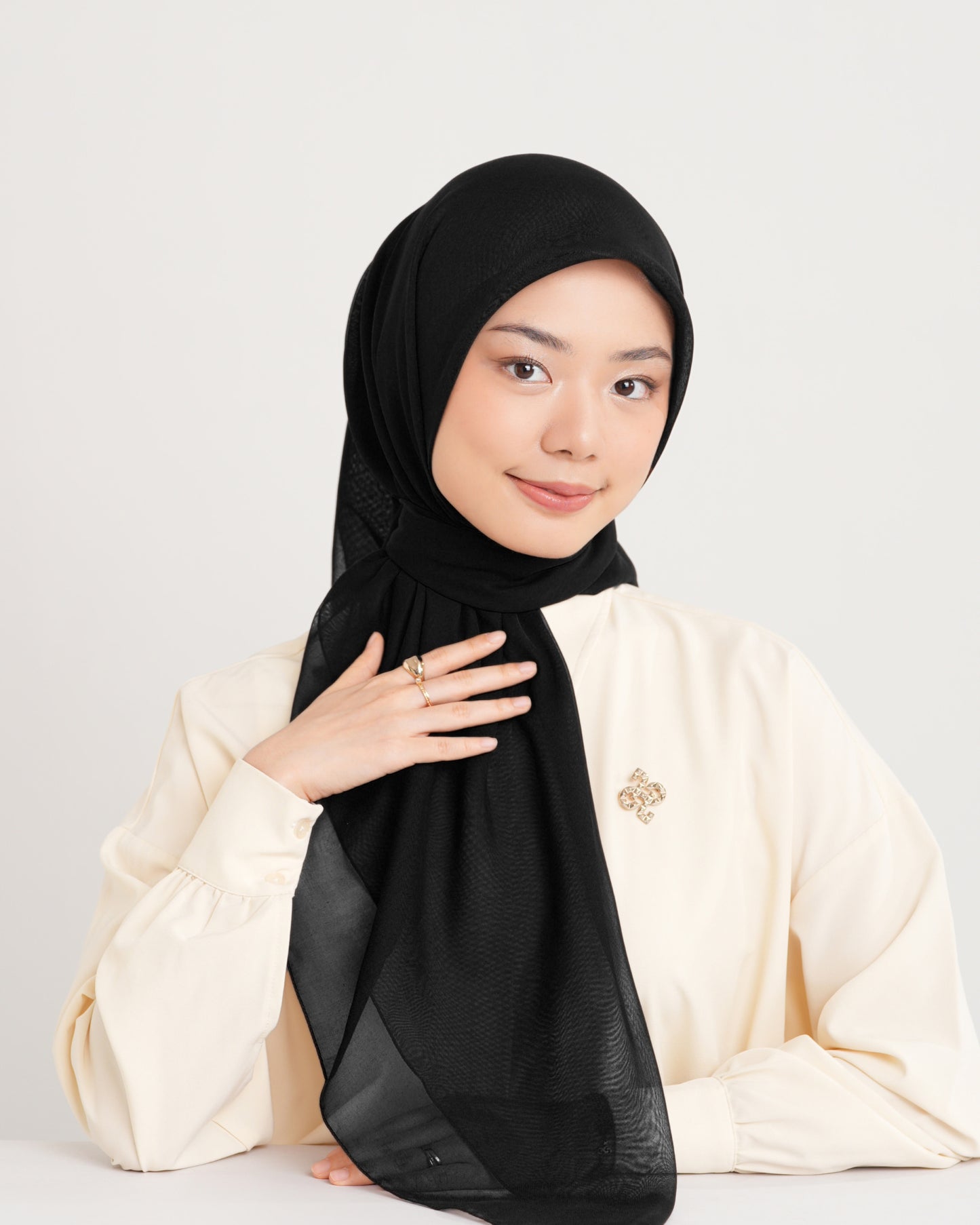 New HL Paris with Diamond Logo