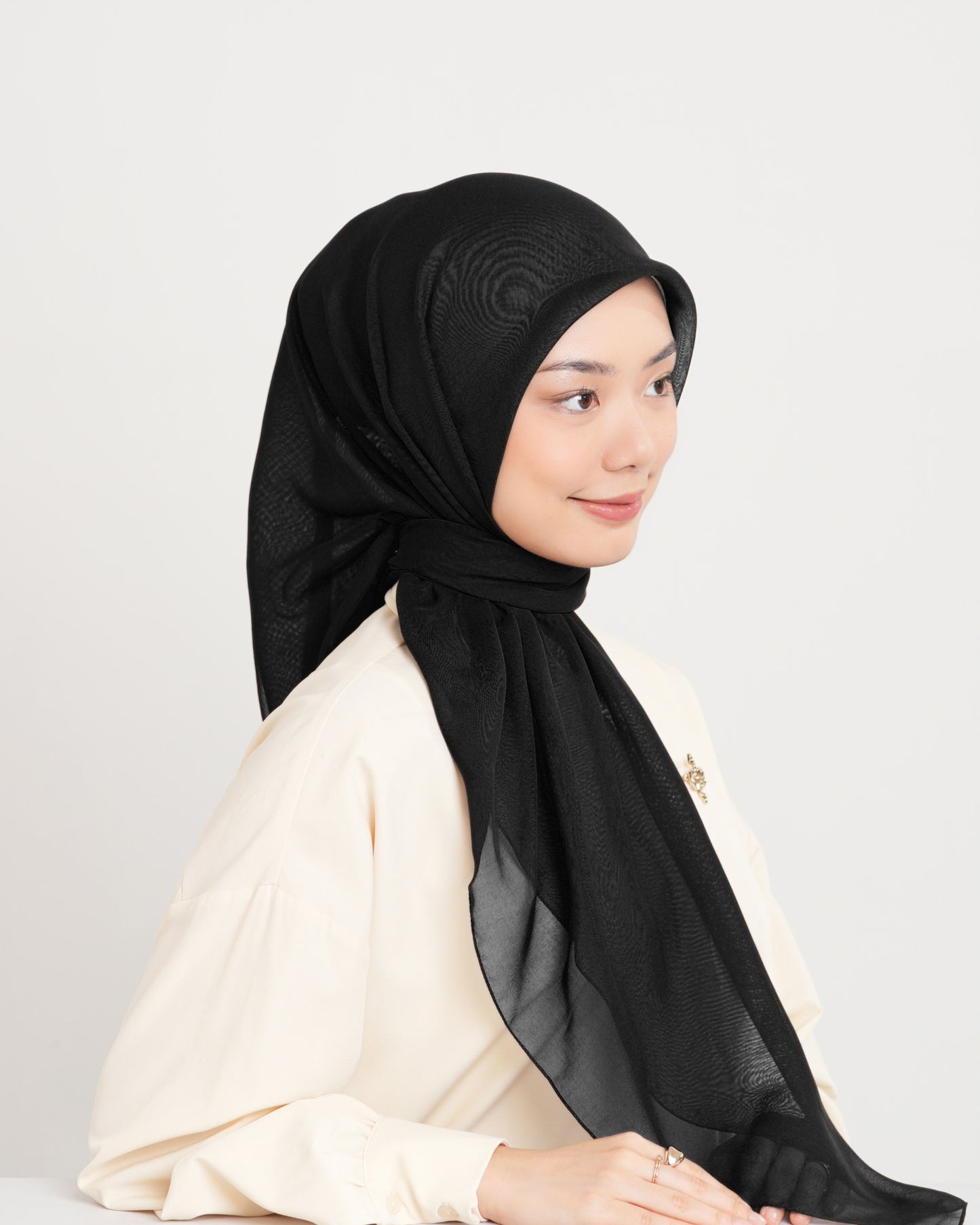 New HL Paris with Diamond Logo