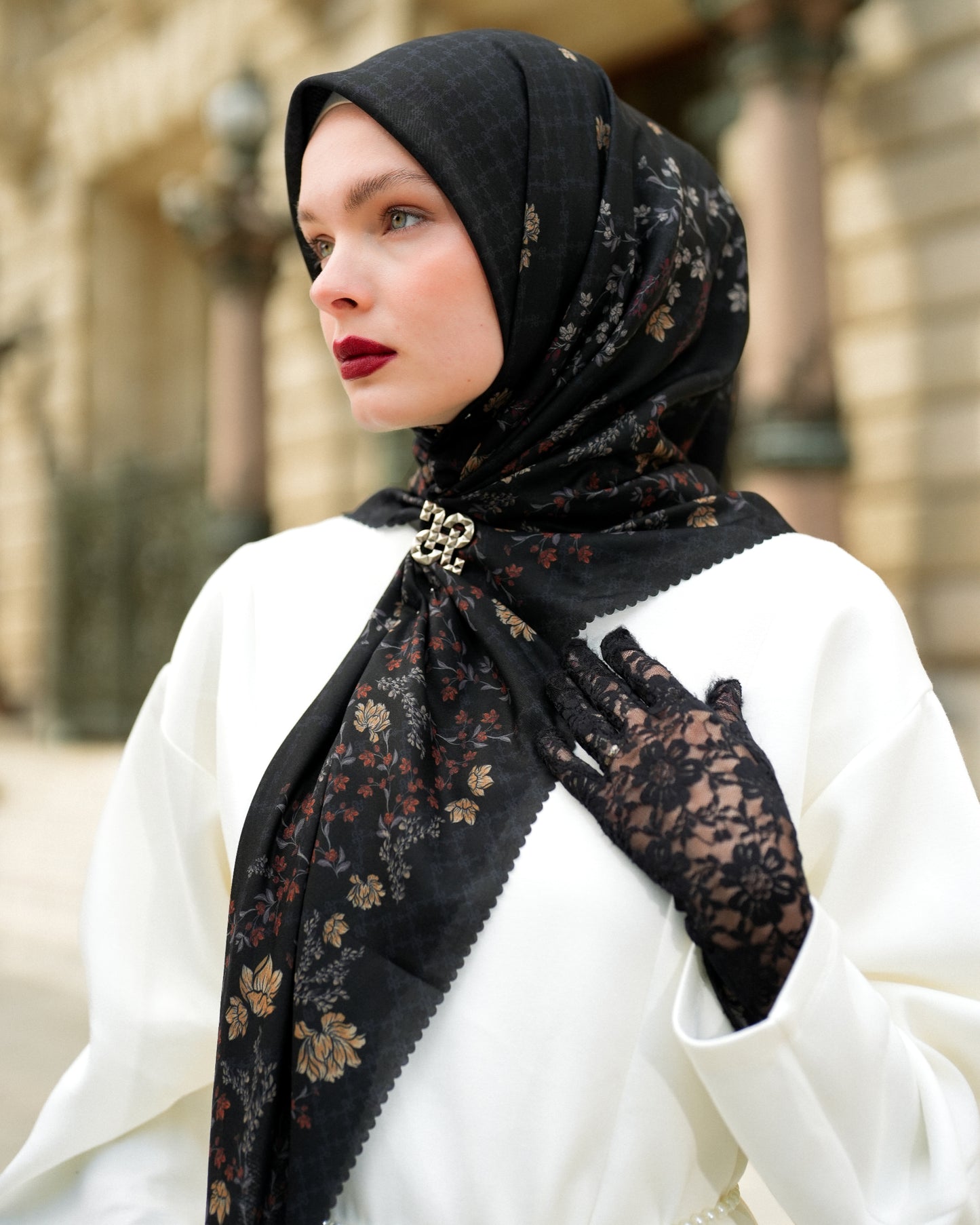 Roza Scarf