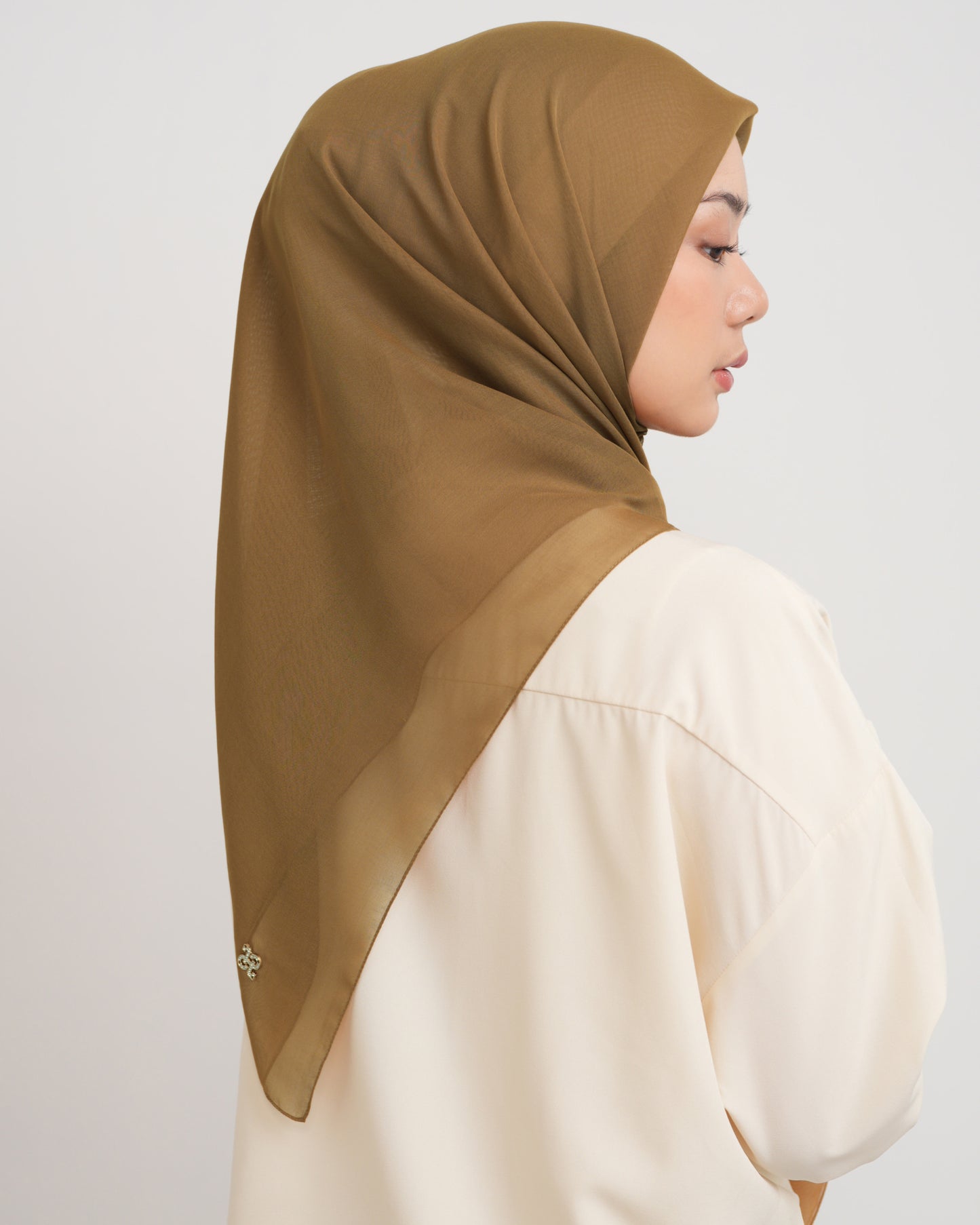 New HL Paris with Diamond Logo