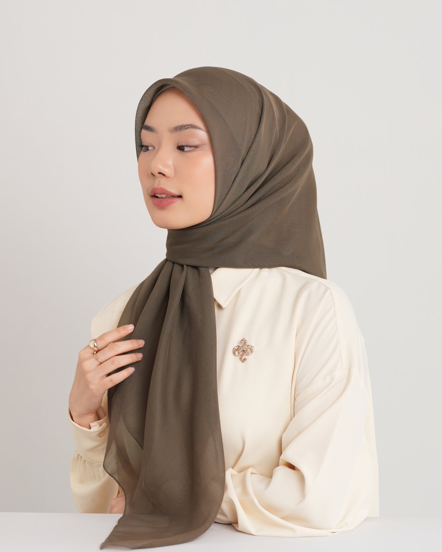 New HL Paris with Diamond Logo