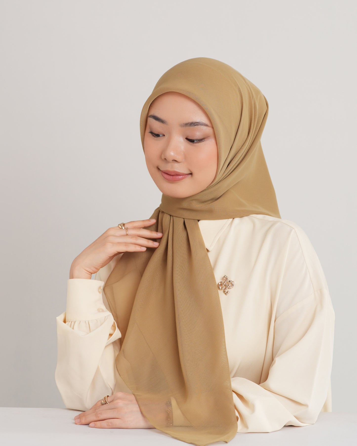 New HL Paris with Diamond Logo