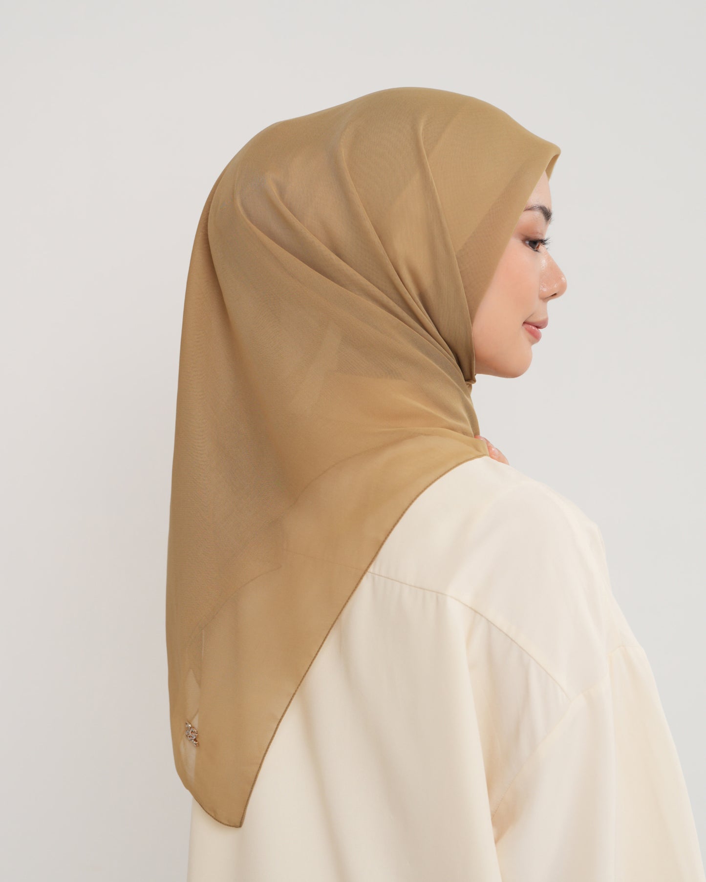 New HL Paris with Diamond Logo