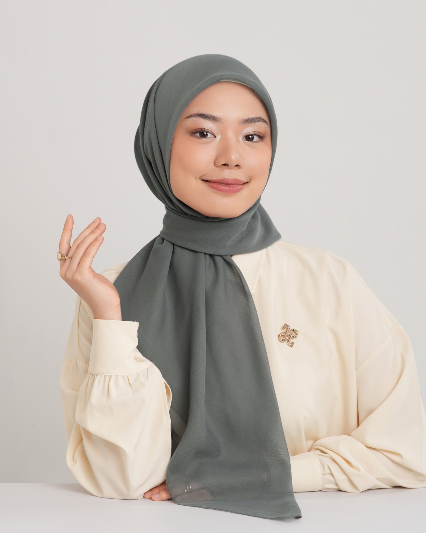 New HL Paris with Diamond Logo