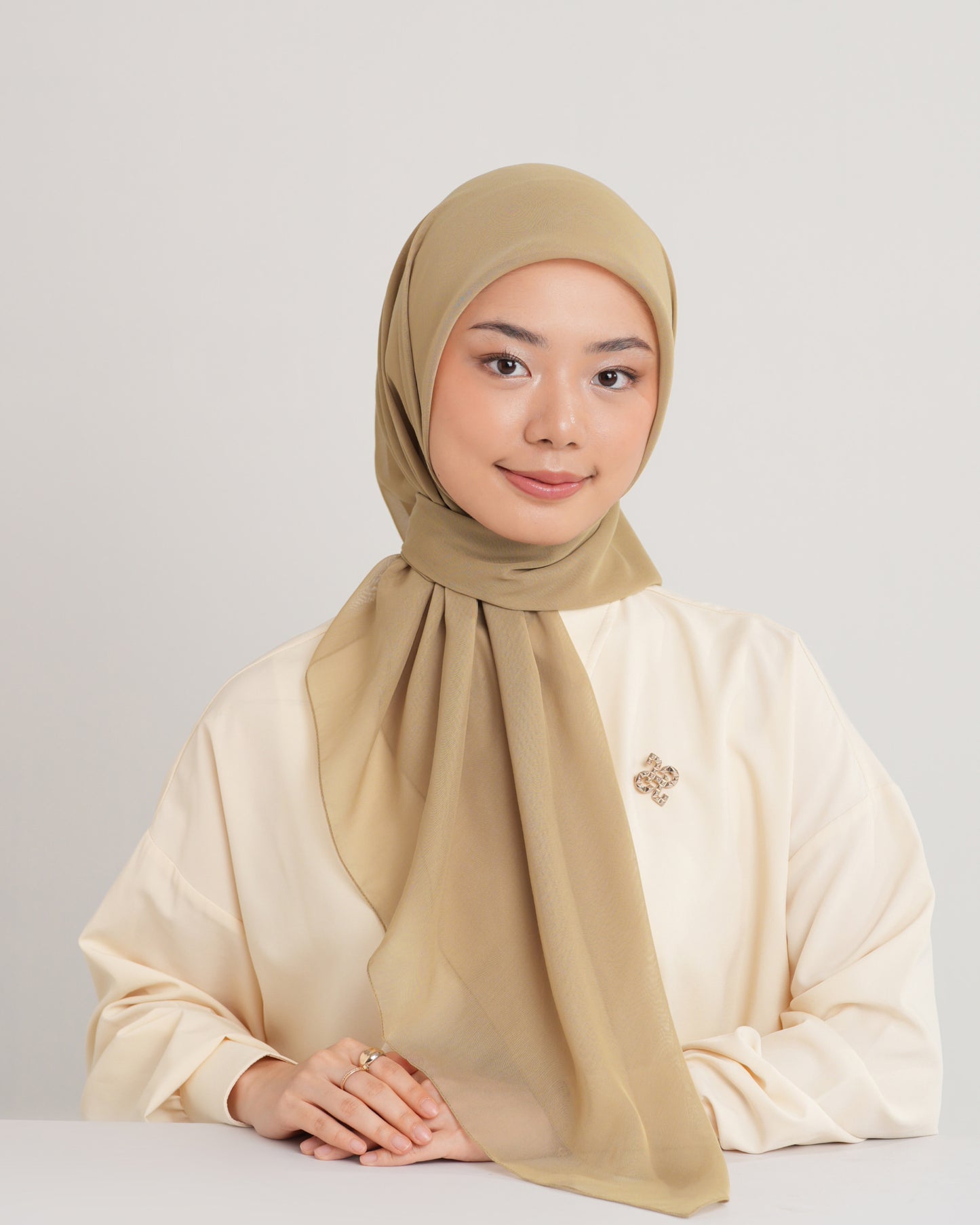 New HL Paris with Diamond Logo