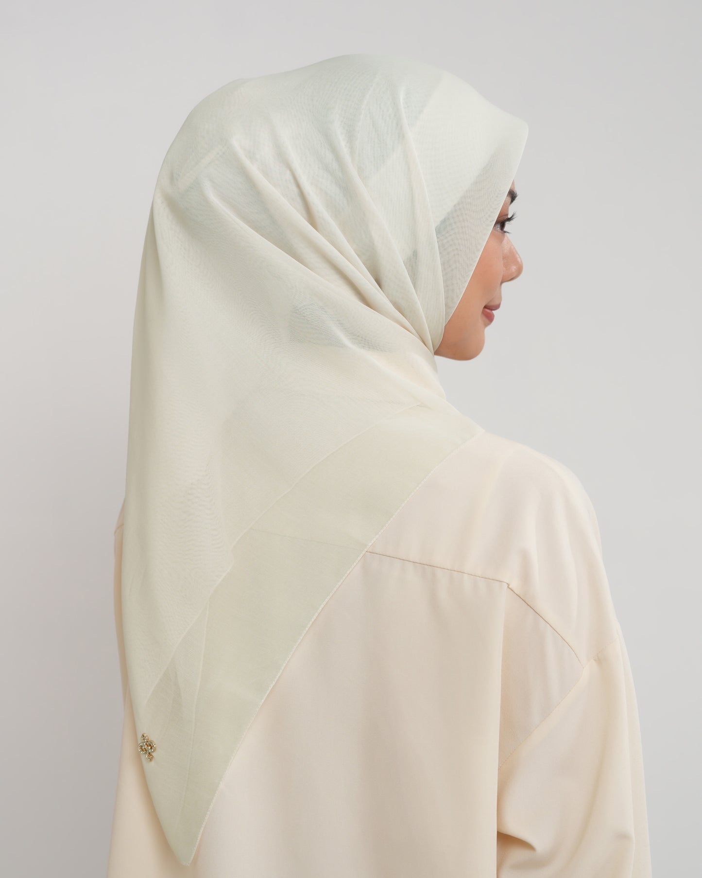 New HL Paris with Diamond Logo