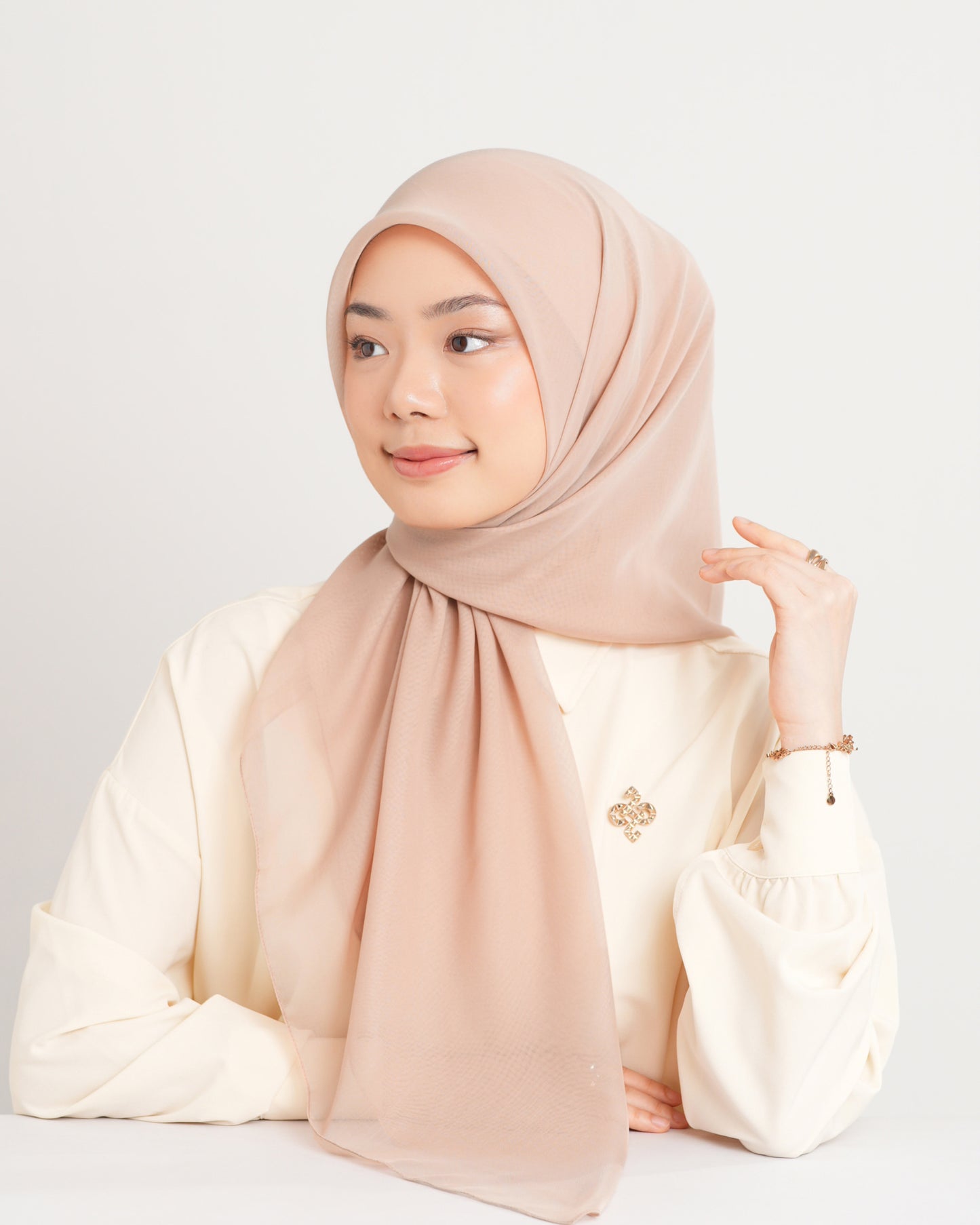 New HL Paris with Diamond Logo