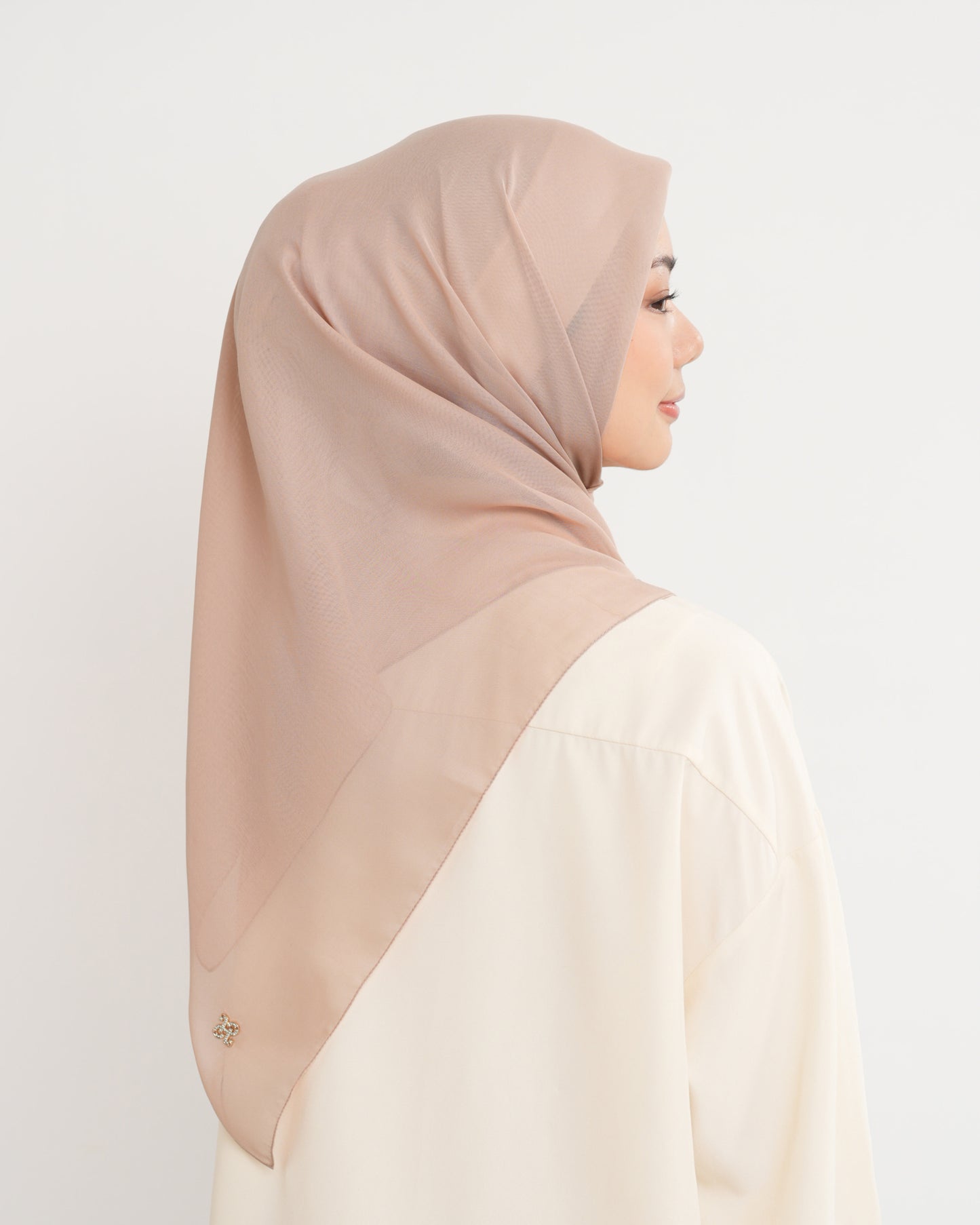 New HL Paris with Diamond Logo