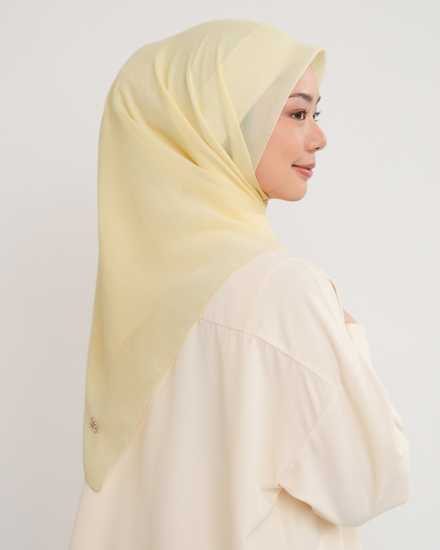 New HL Paris with Diamond Logo