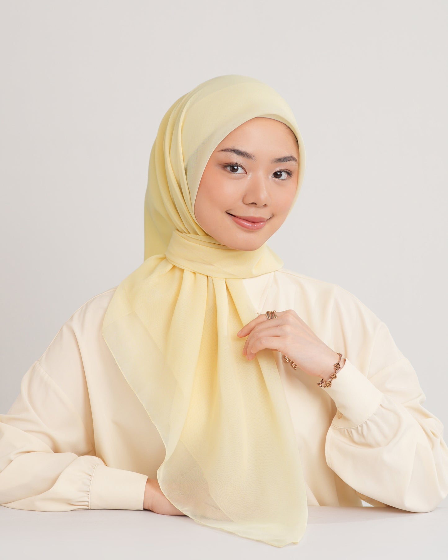 New HL Paris with Diamond Logo