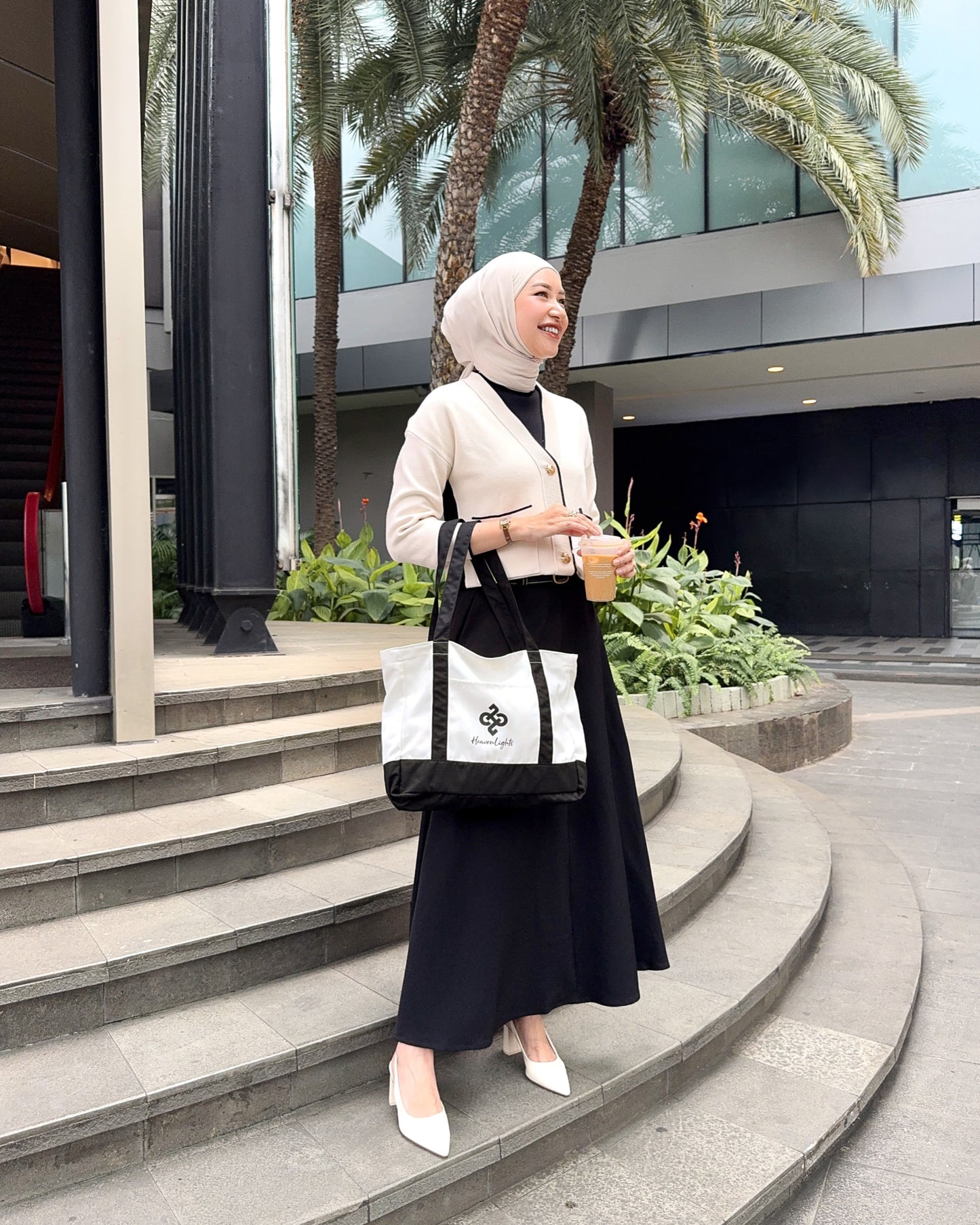 HL CANVAS BAG [NOT FOR SALE]