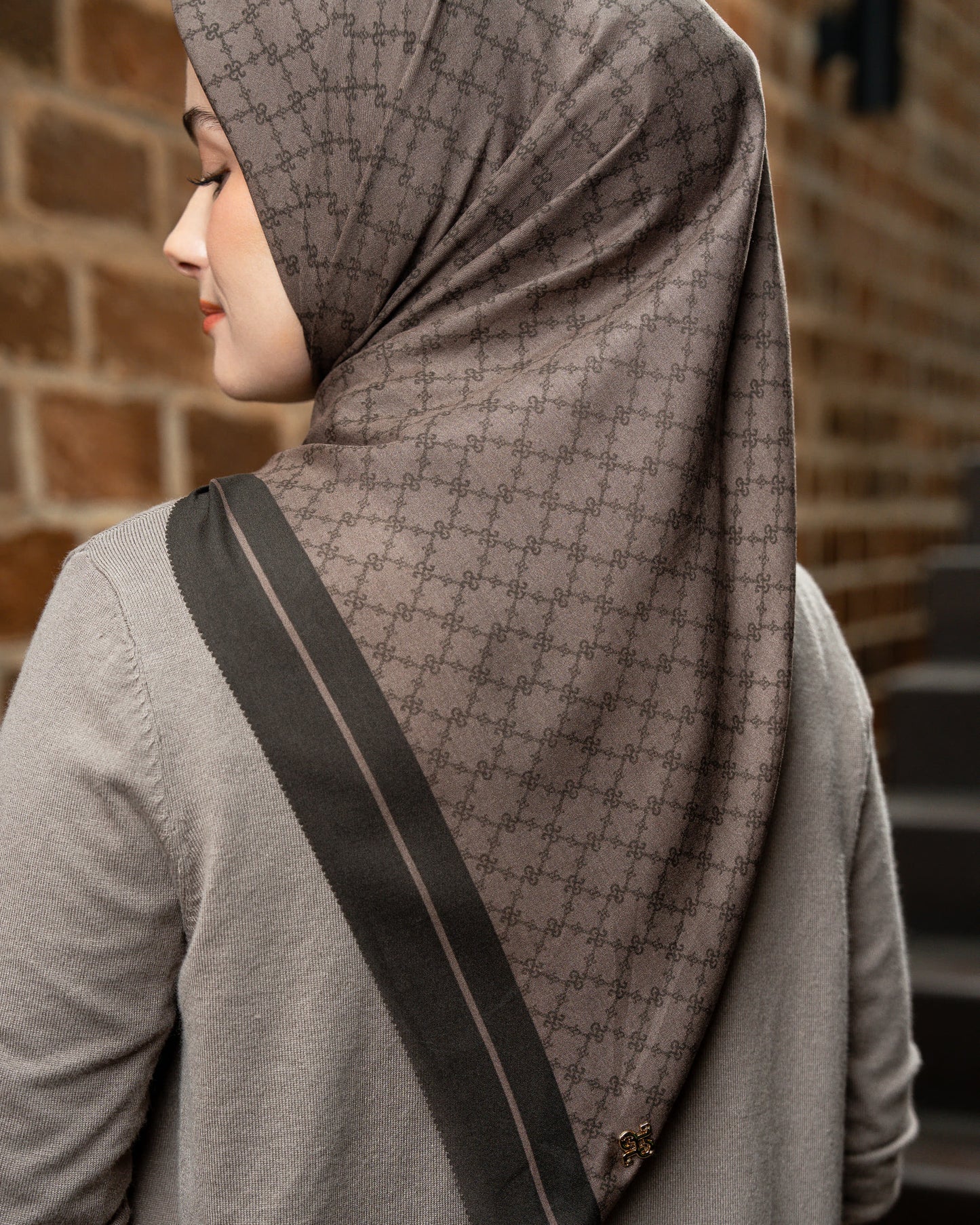 Serenite Scarf