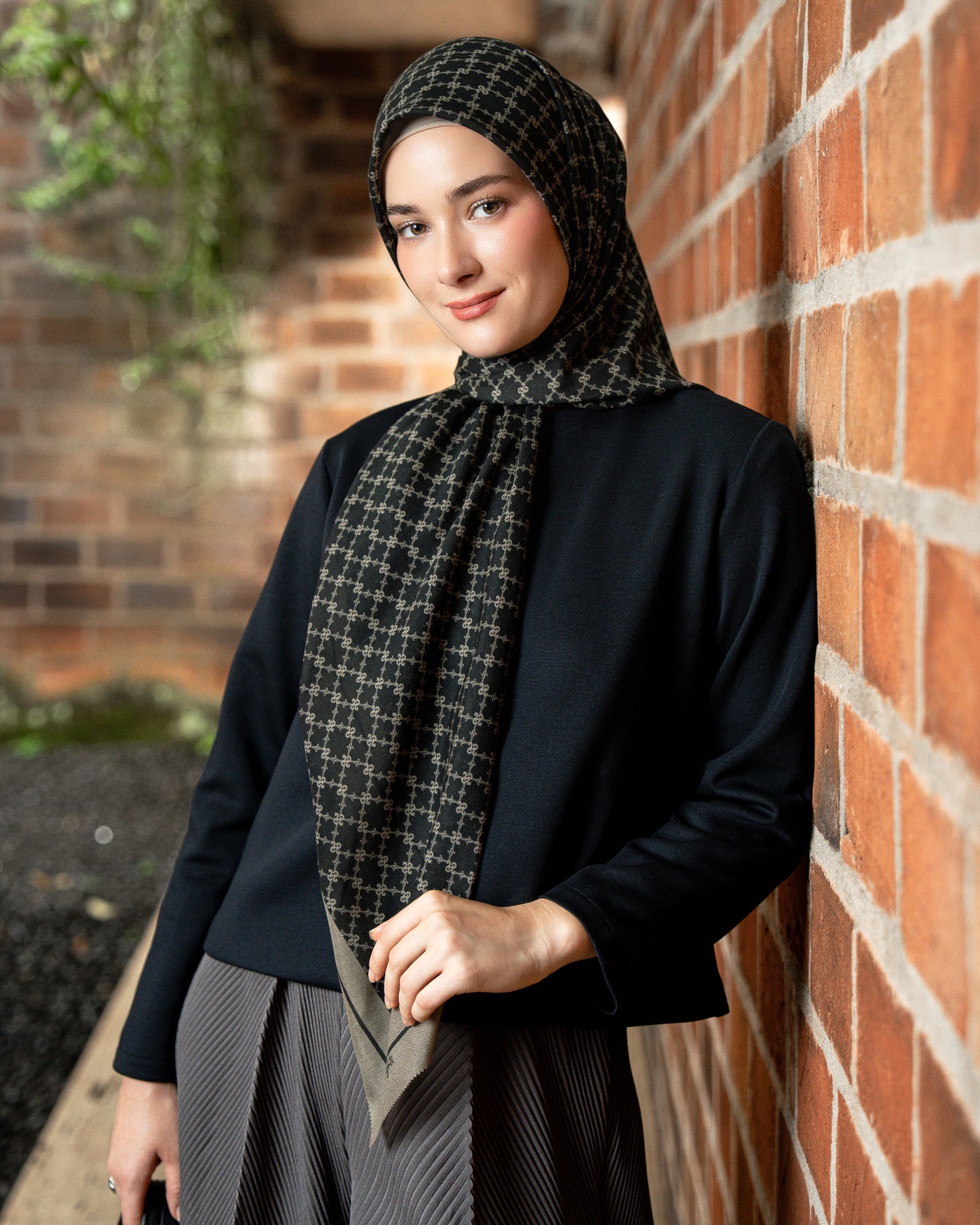 Serenite Scarf