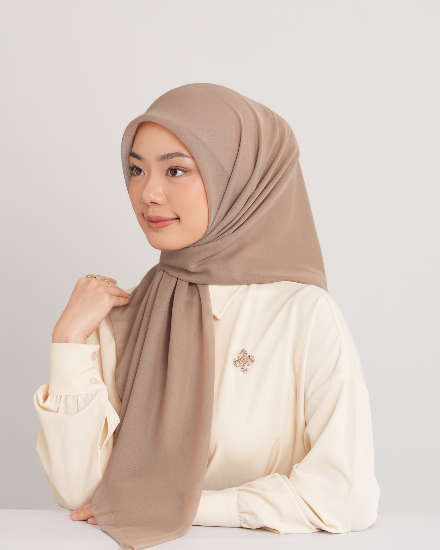 New HL Paris with Diamond Logo