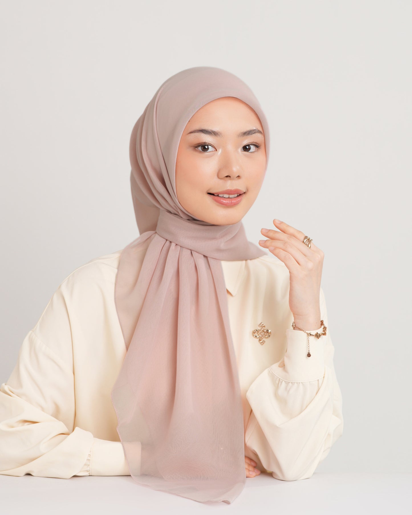 New HL Paris with Diamond Logo