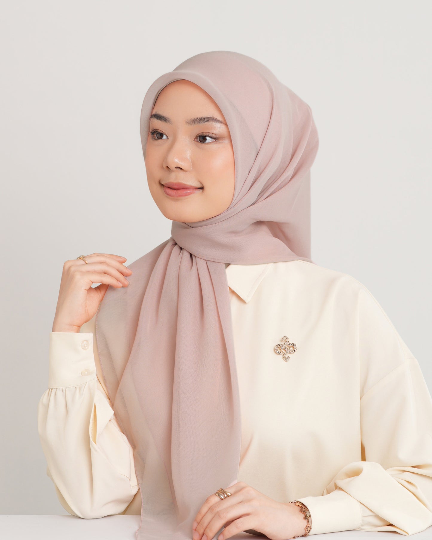 New HL Paris with Diamond Logo