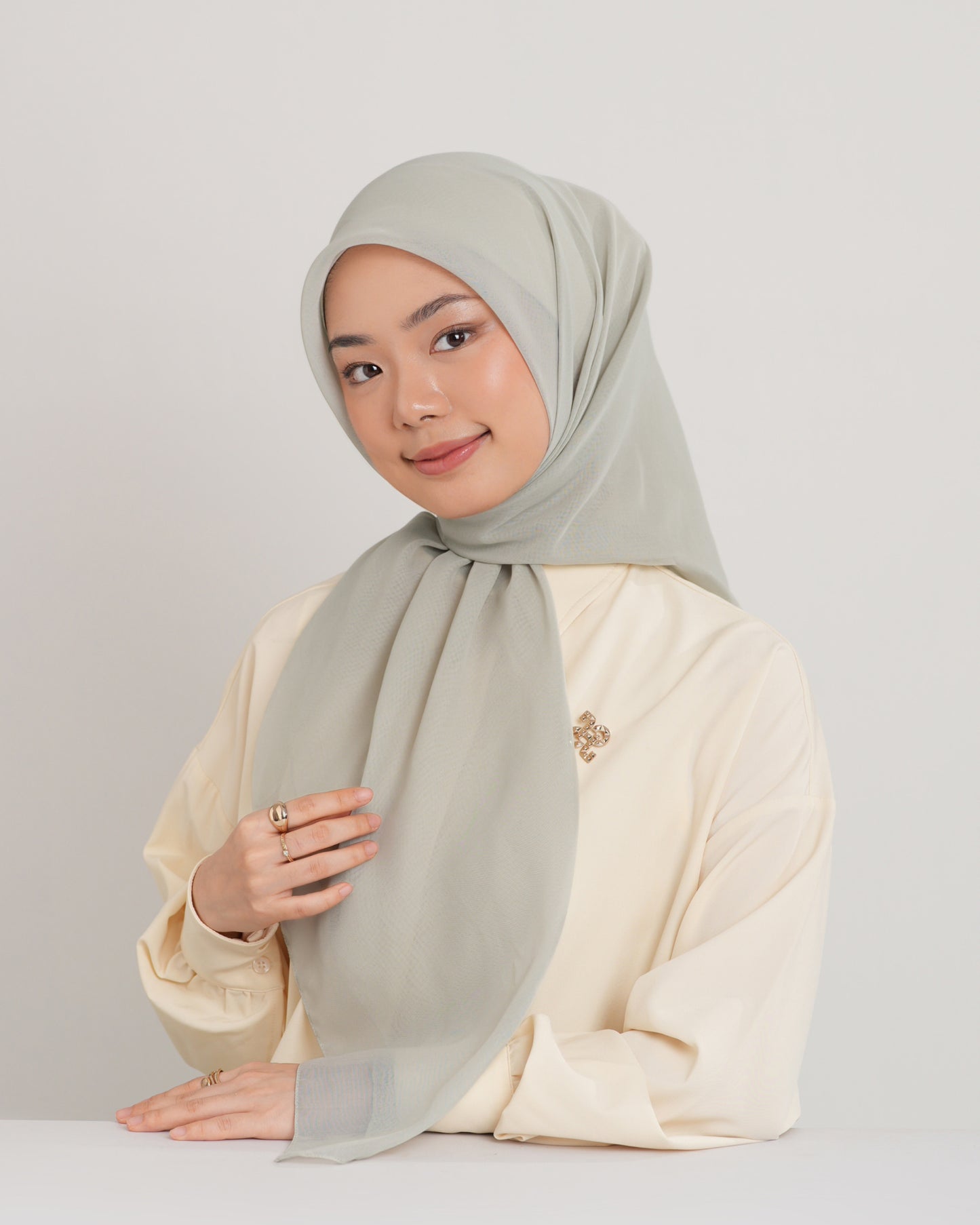 New HL Paris with Diamond Logo