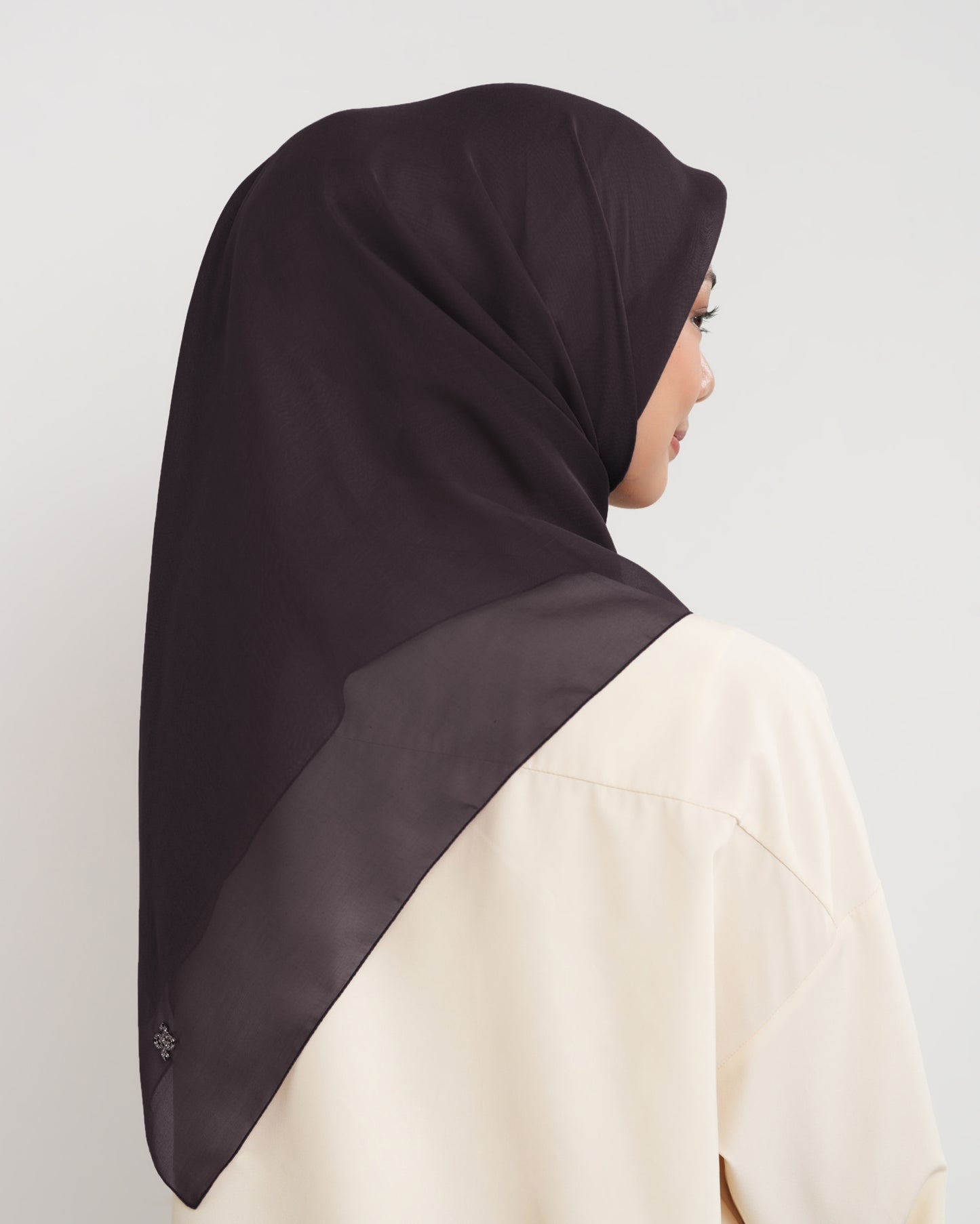 New HL Paris with Diamond Logo