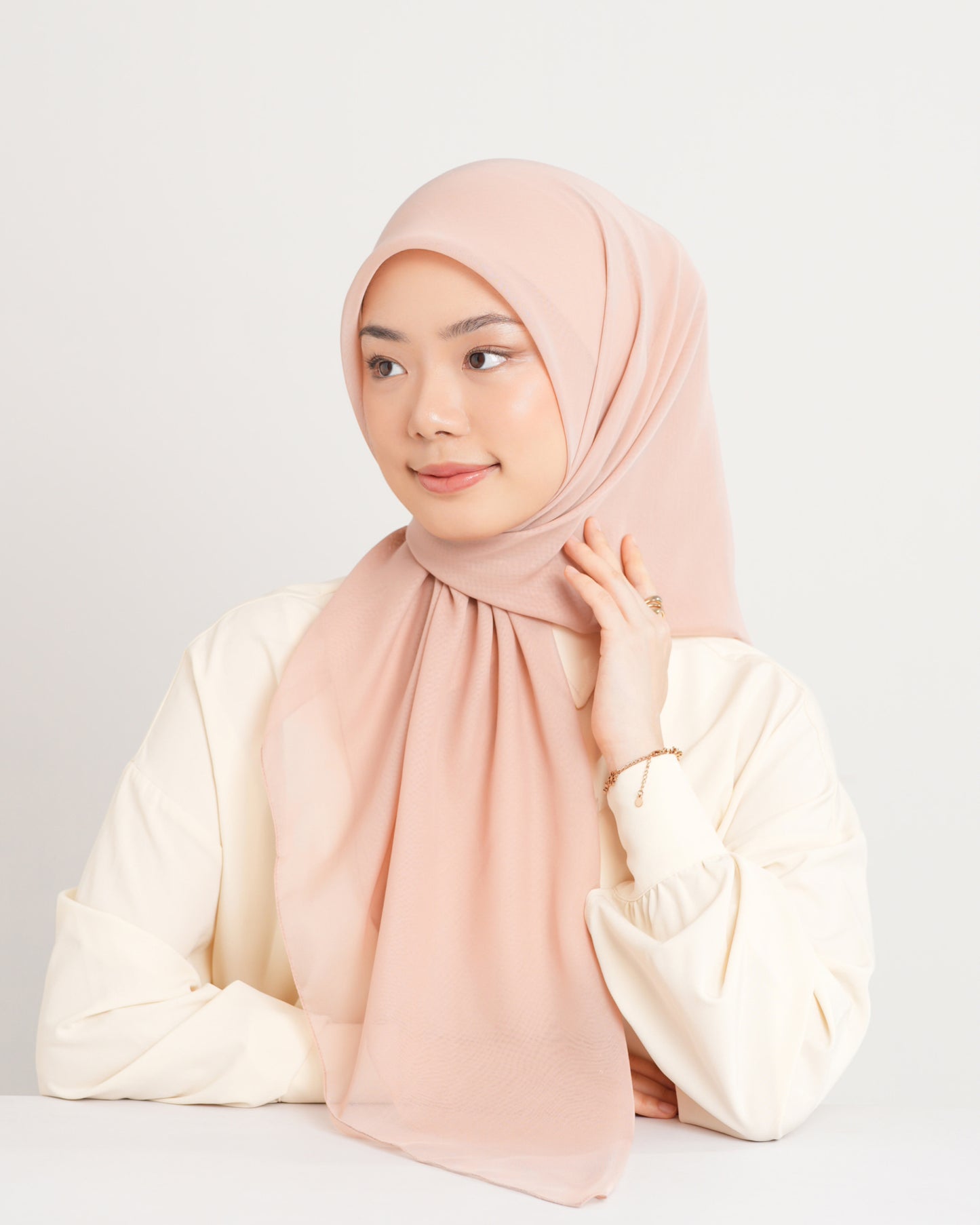 New HL Paris with Diamond Logo