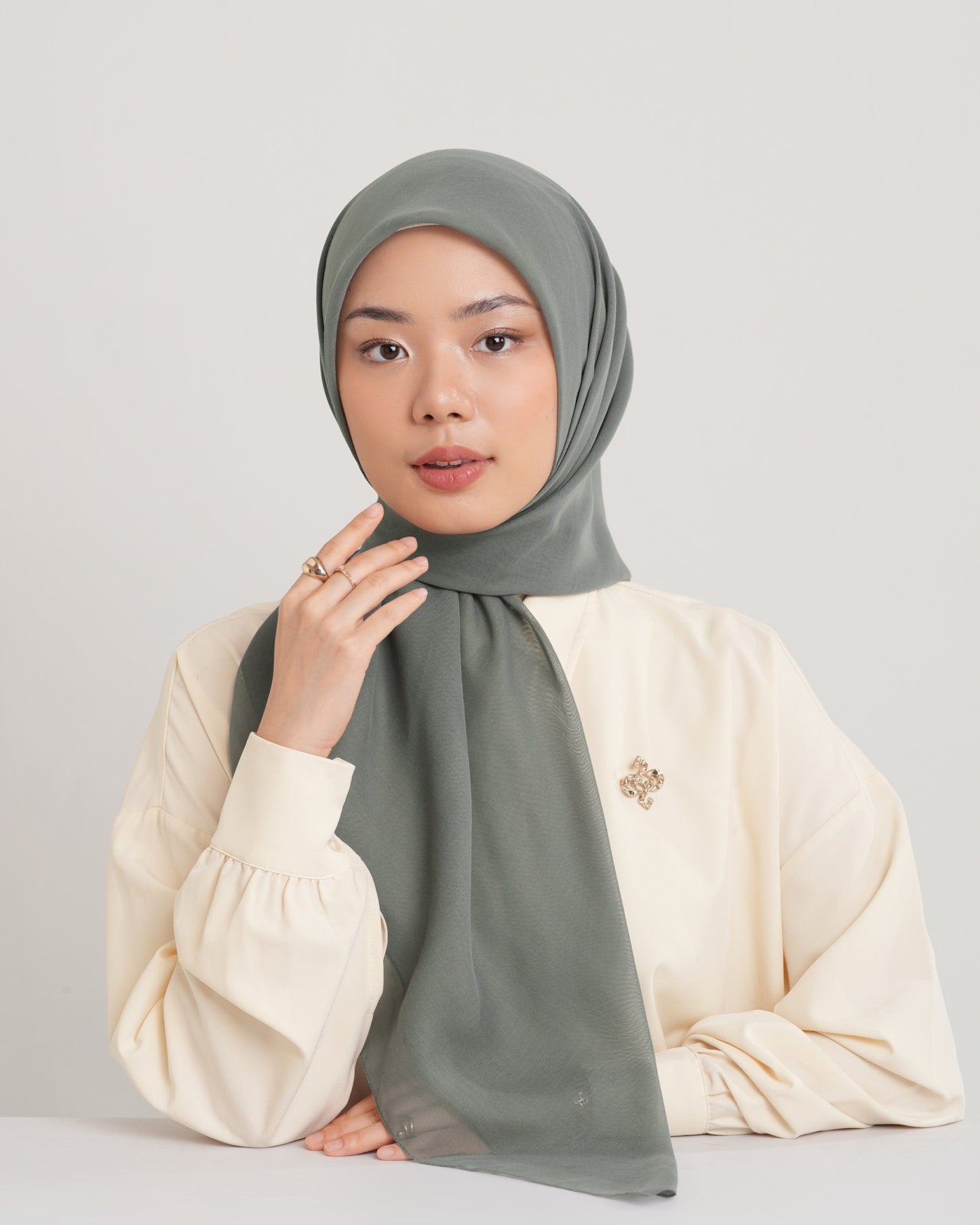 New HL Paris with Diamond Logo