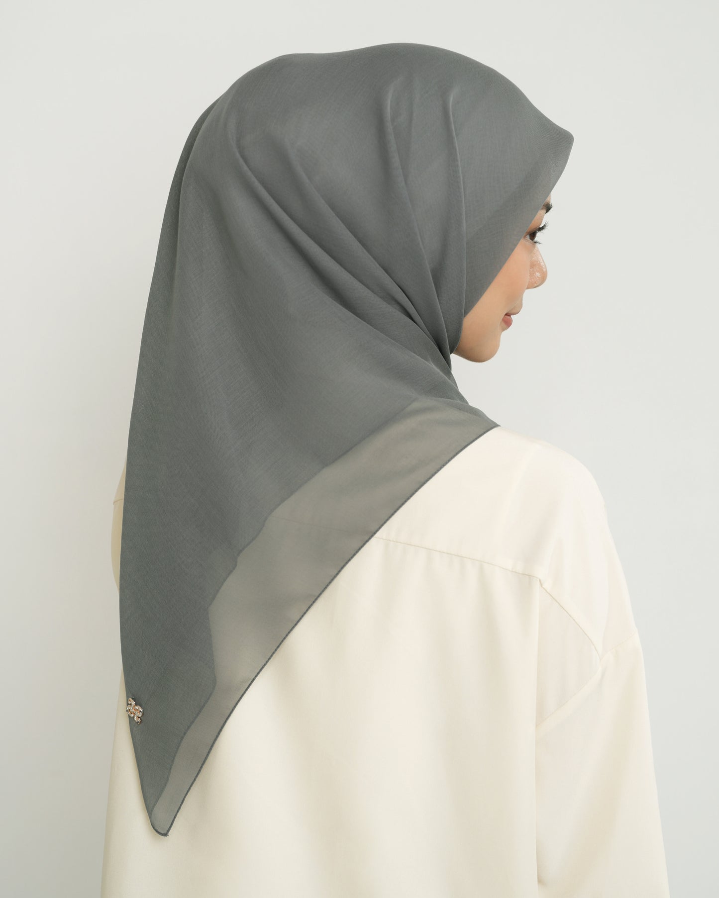 New HL Paris with Diamond Logo