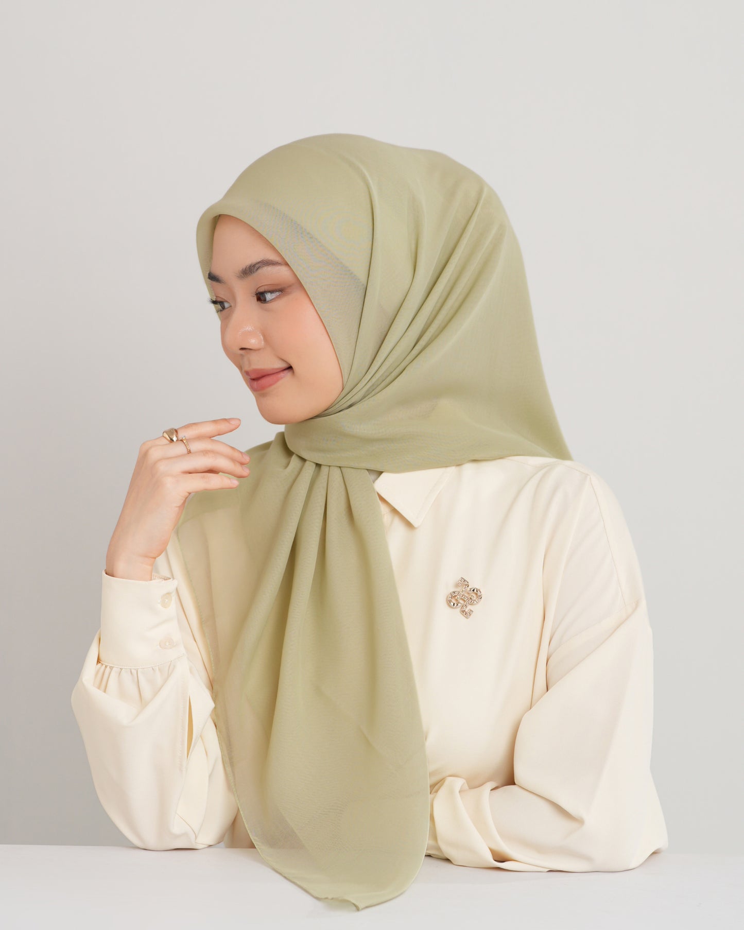 New HL Paris with Diamond Logo