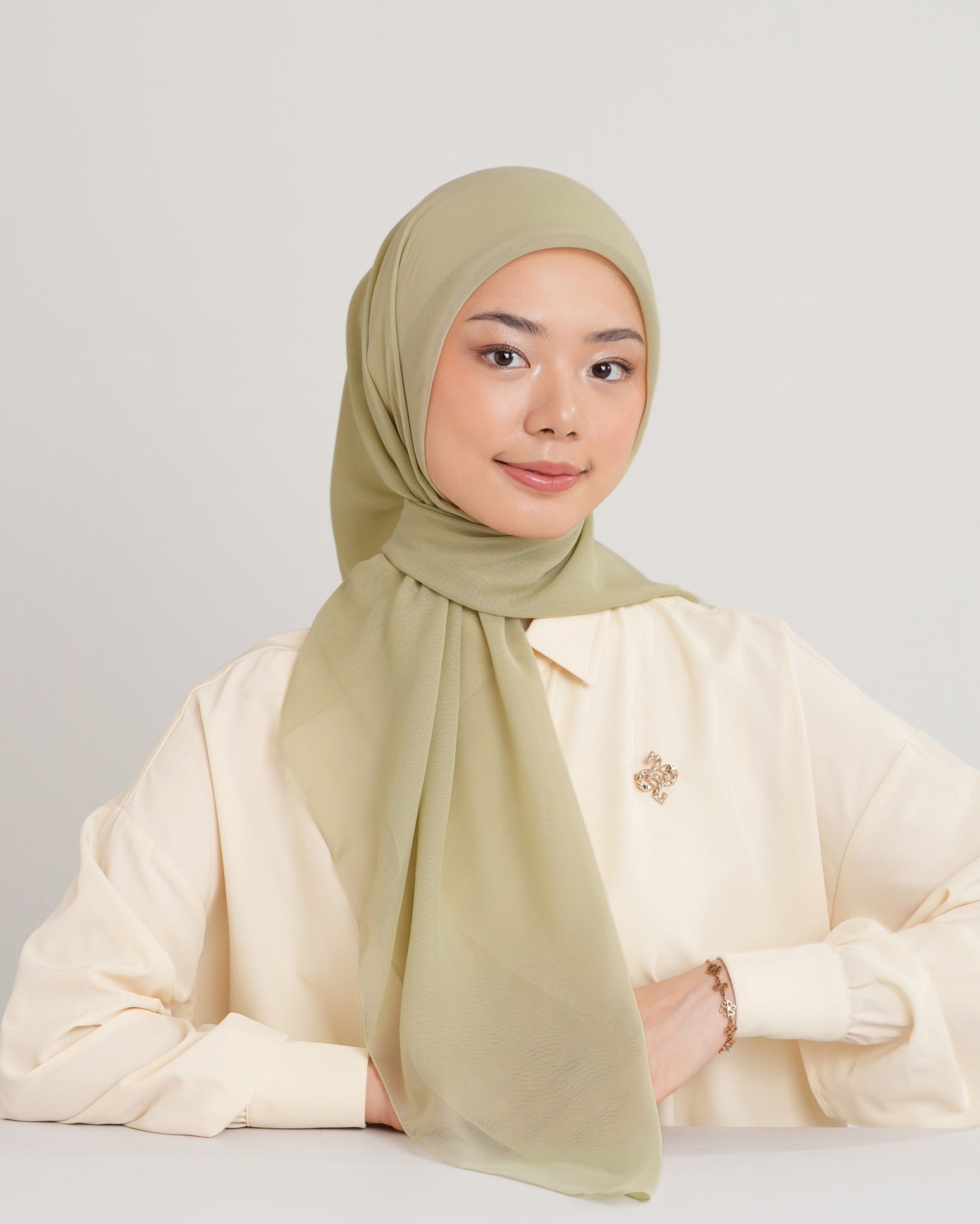 New HL Paris with Diamond Logo