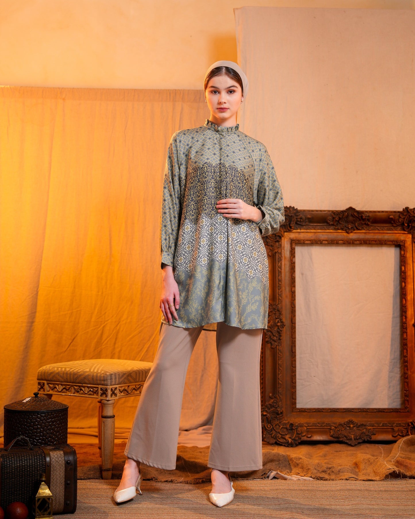 Mahira Tunic