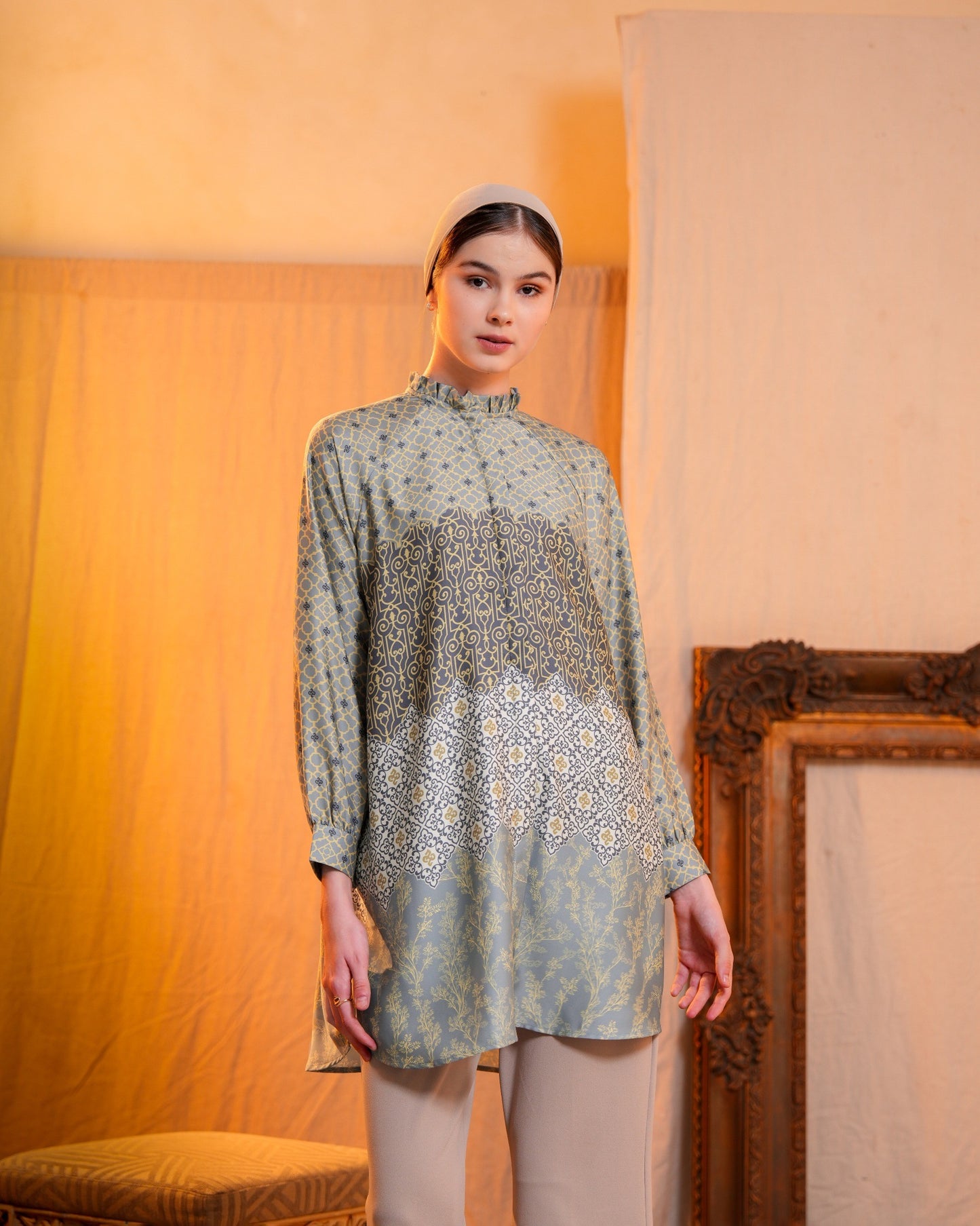 Mahira Tunic