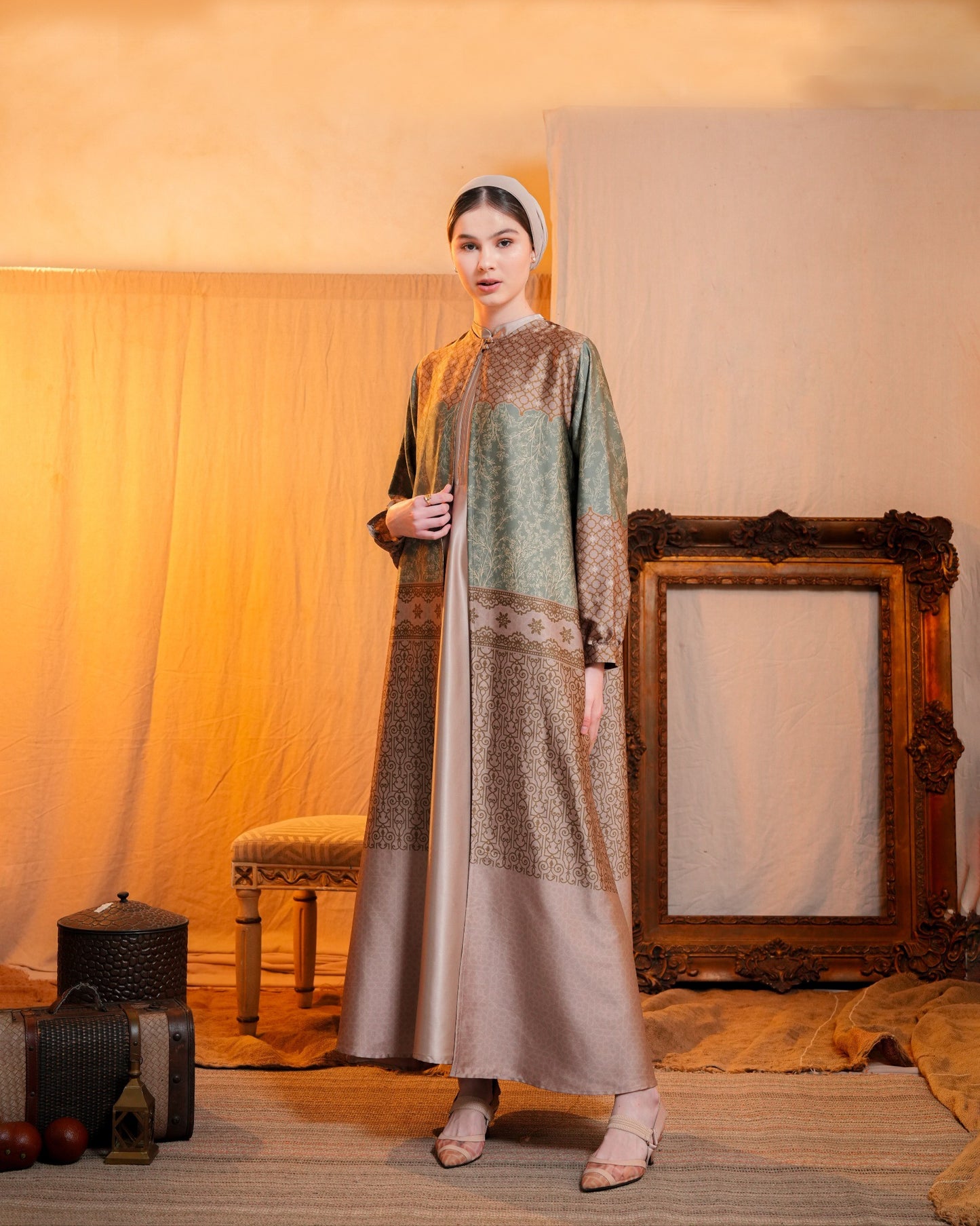 Mahira Outer