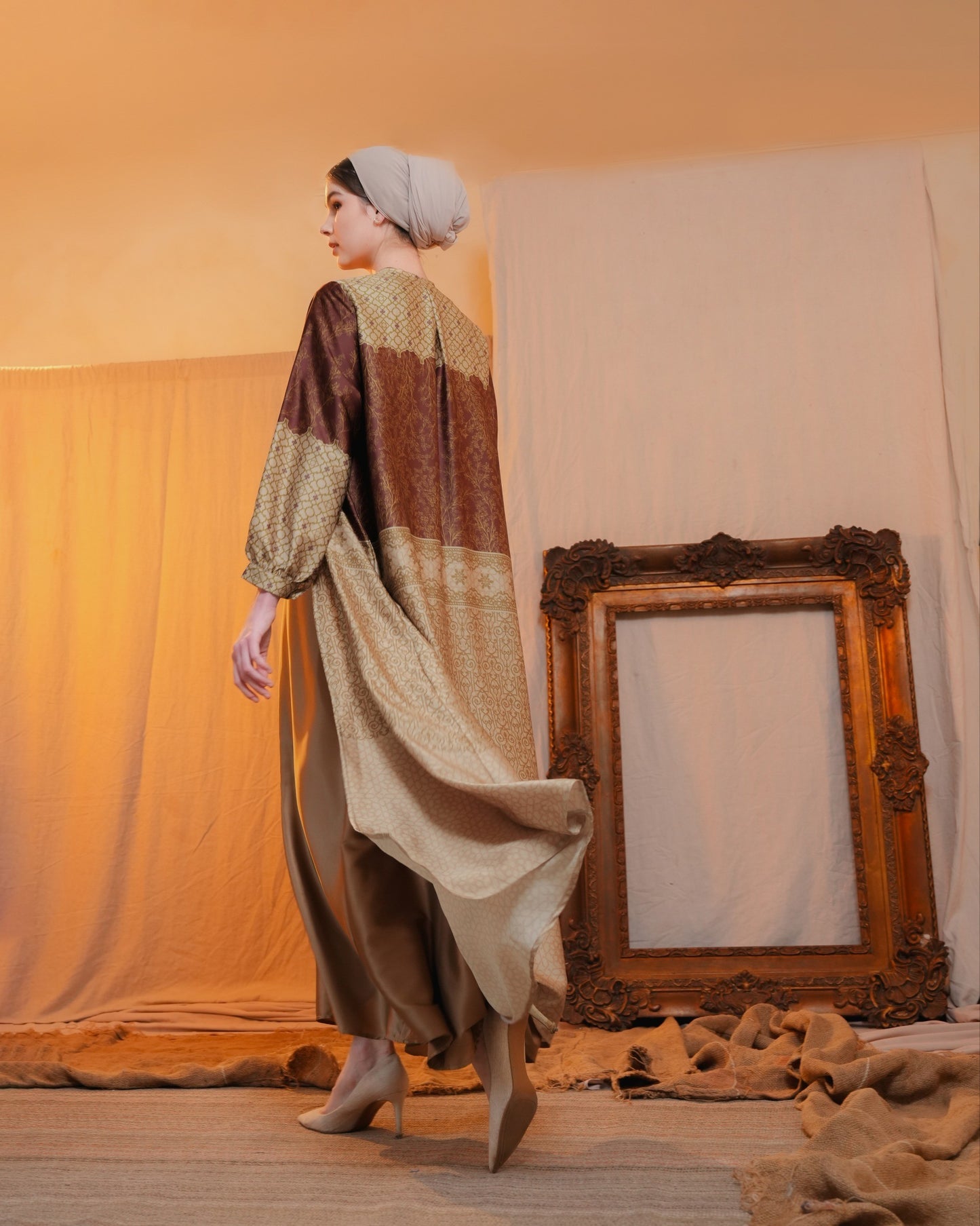 Mahira Outer