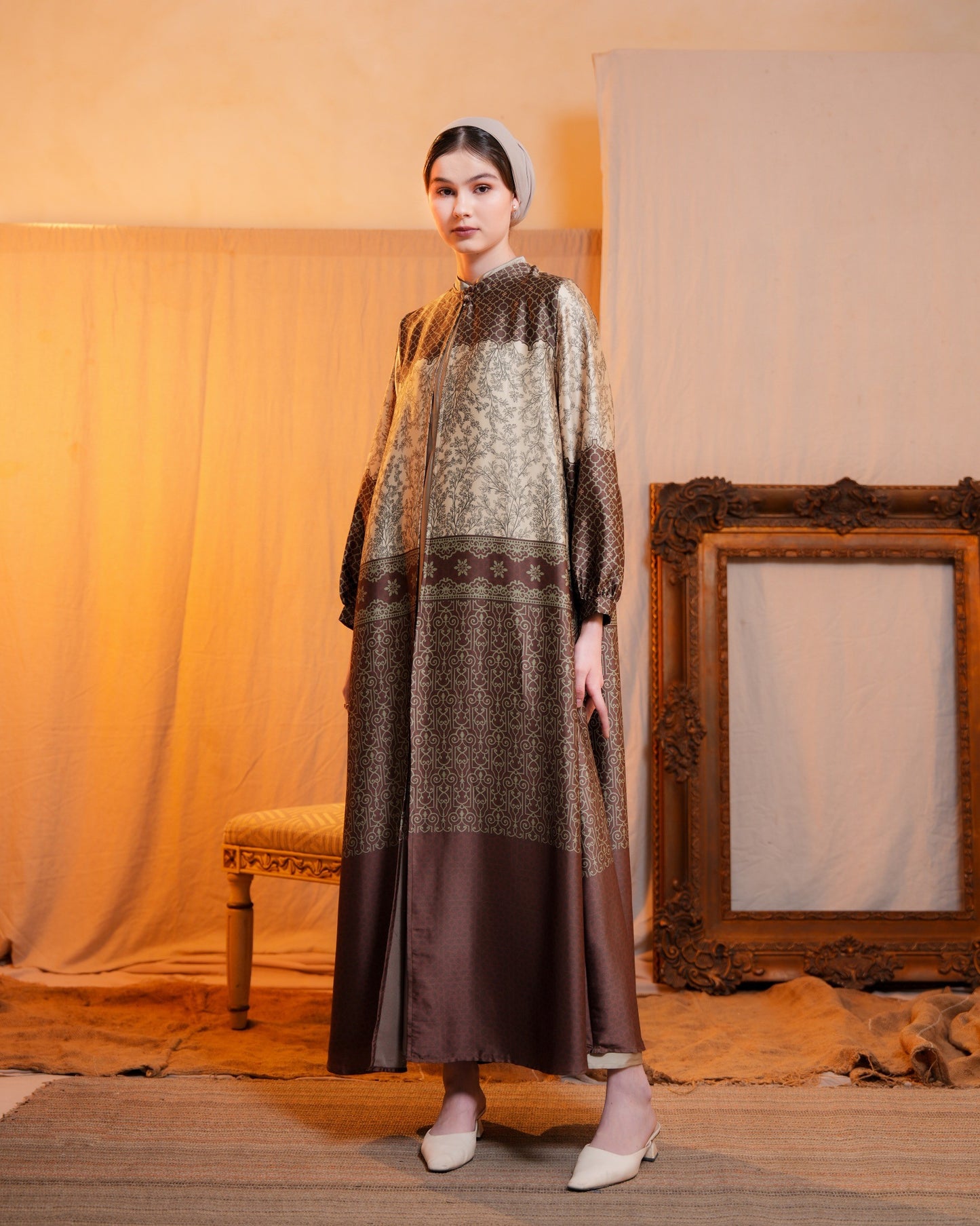 Mahira Outer