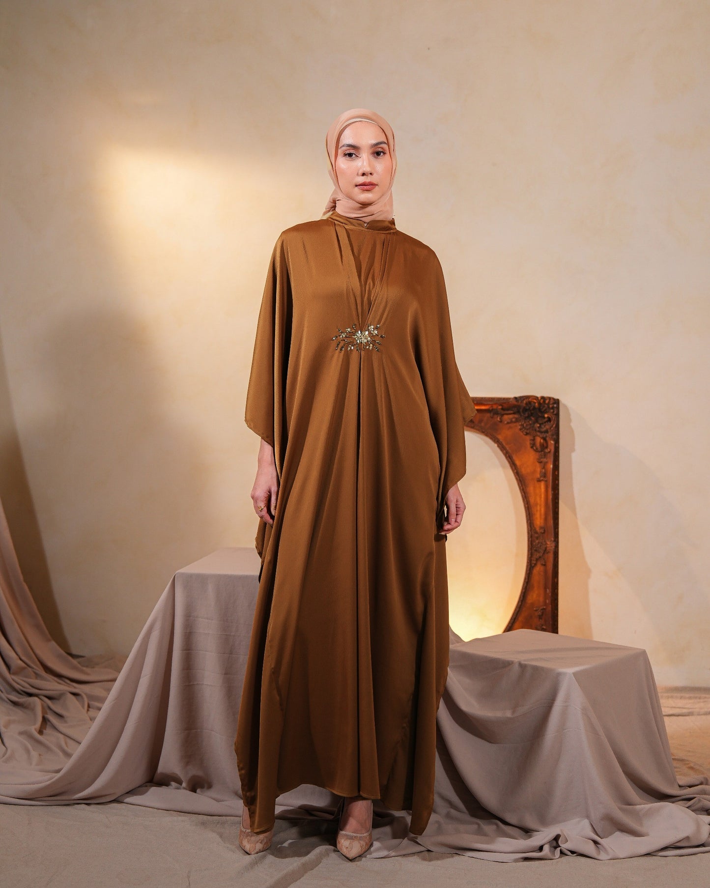 Kyrena Kaftan Privé