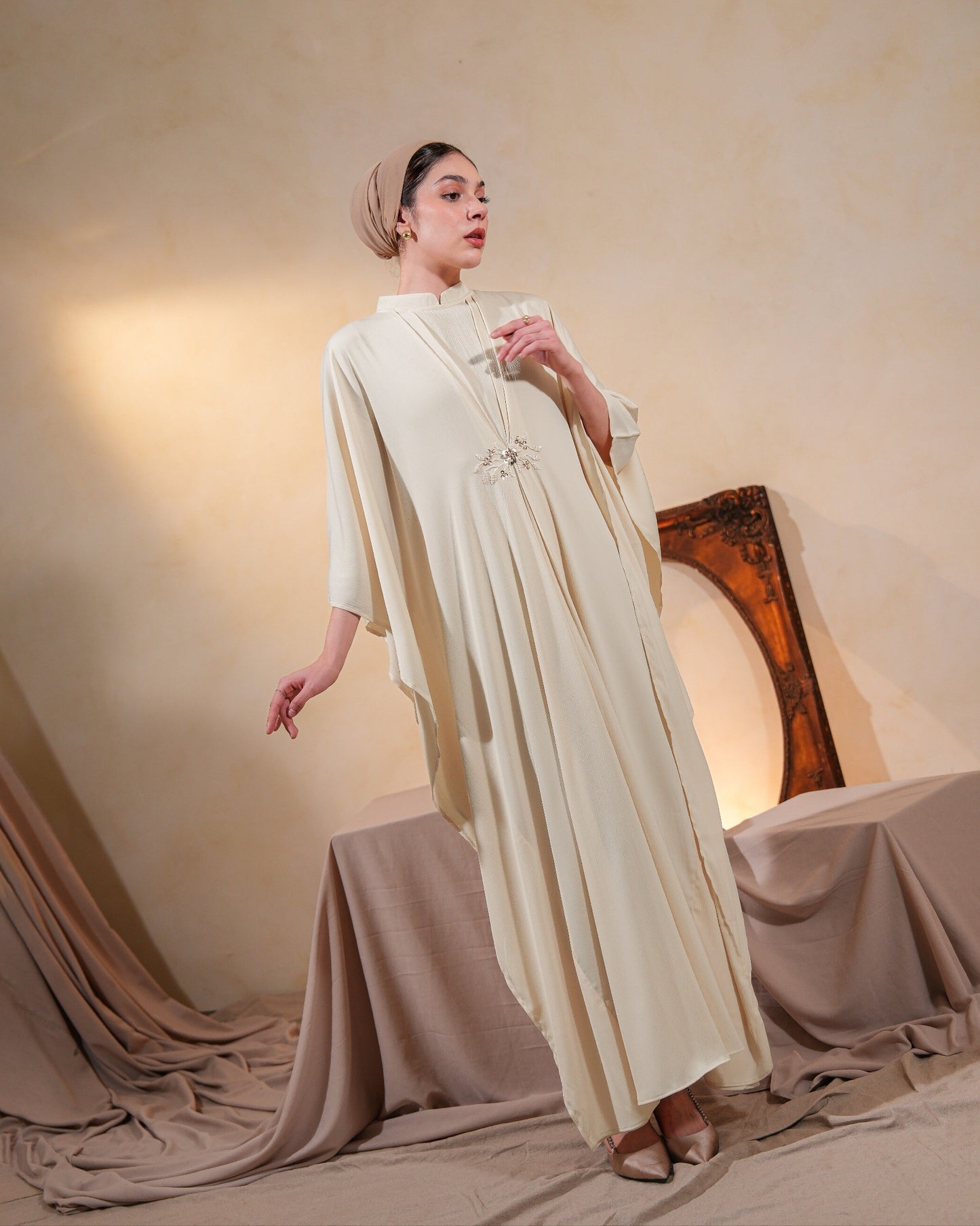 Kyrena Kaftan Privé