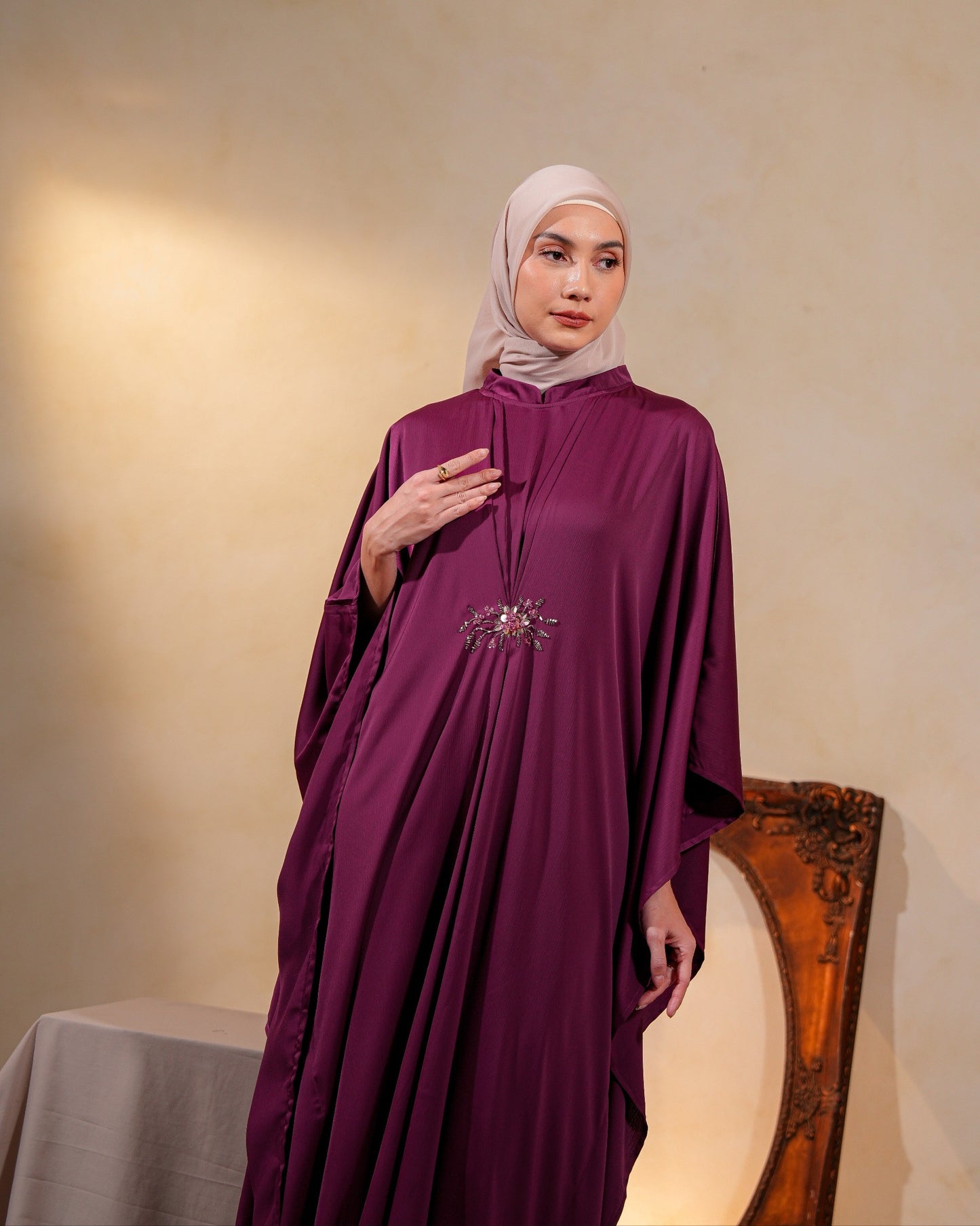 Kyrena Kaftan Privé