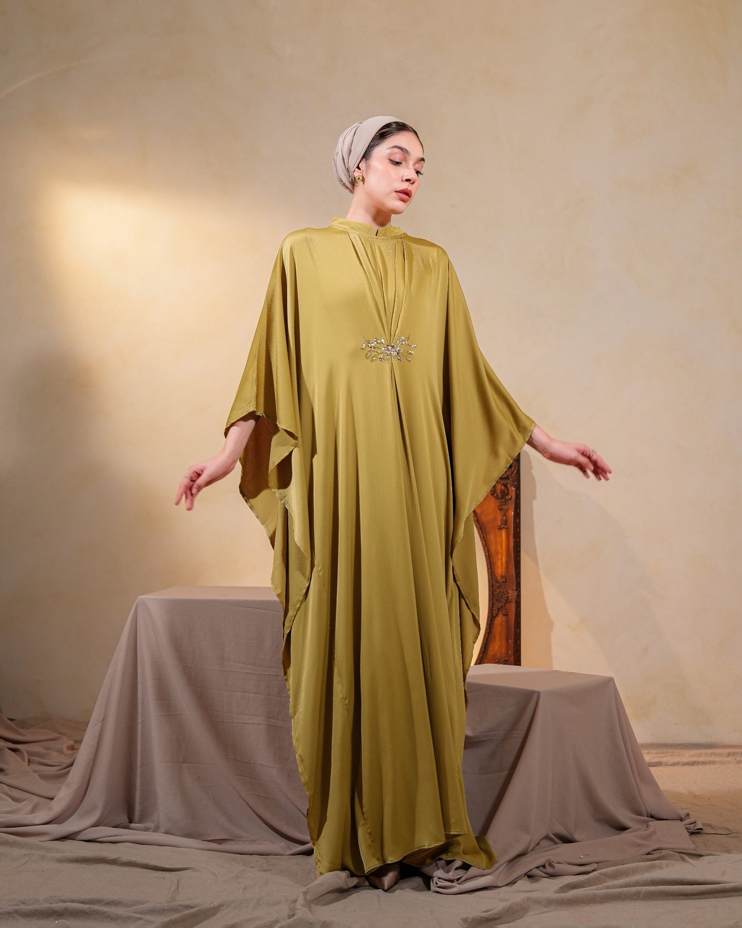 Kyrena Kaftan Privé