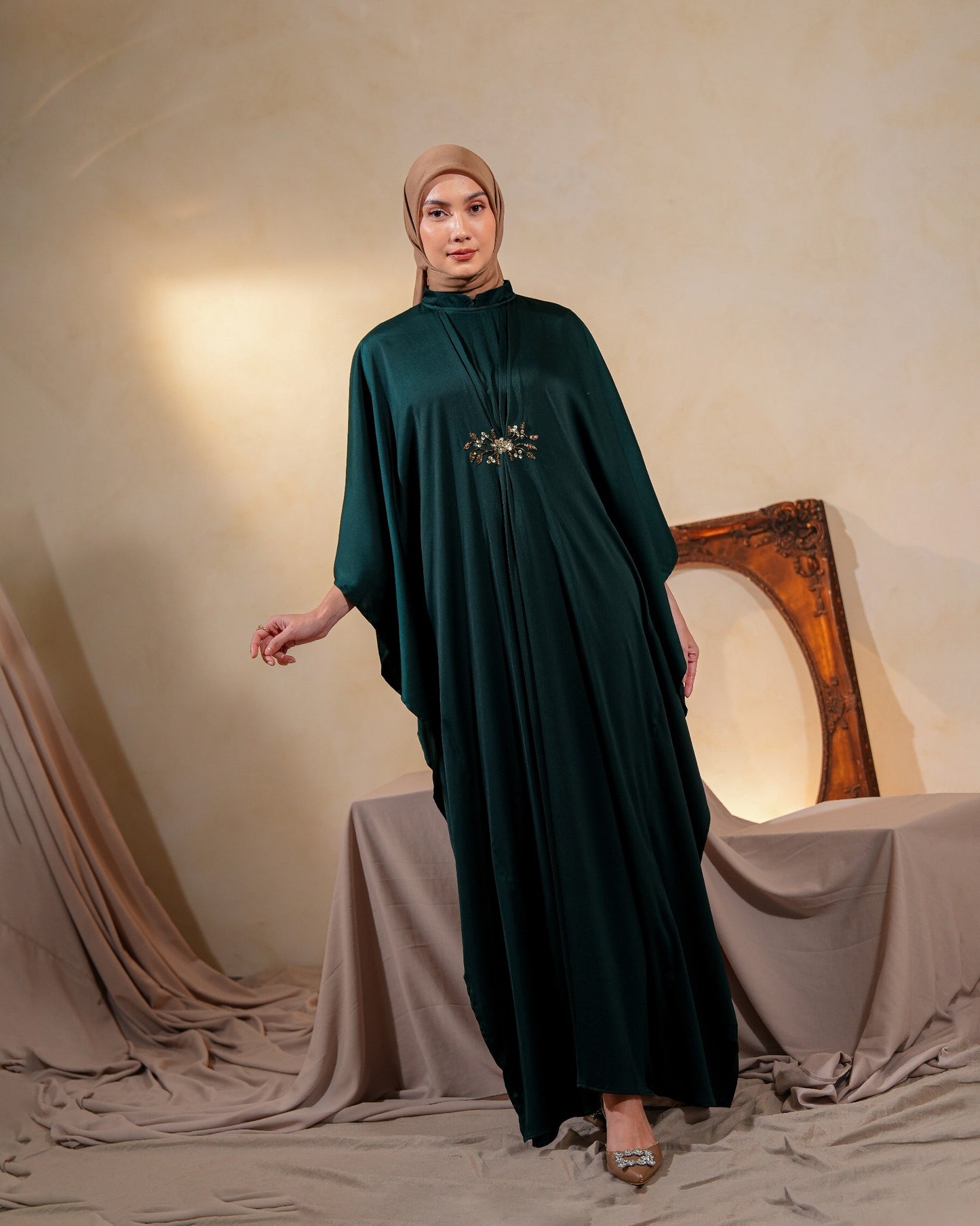 Kyrena Kaftan Privé