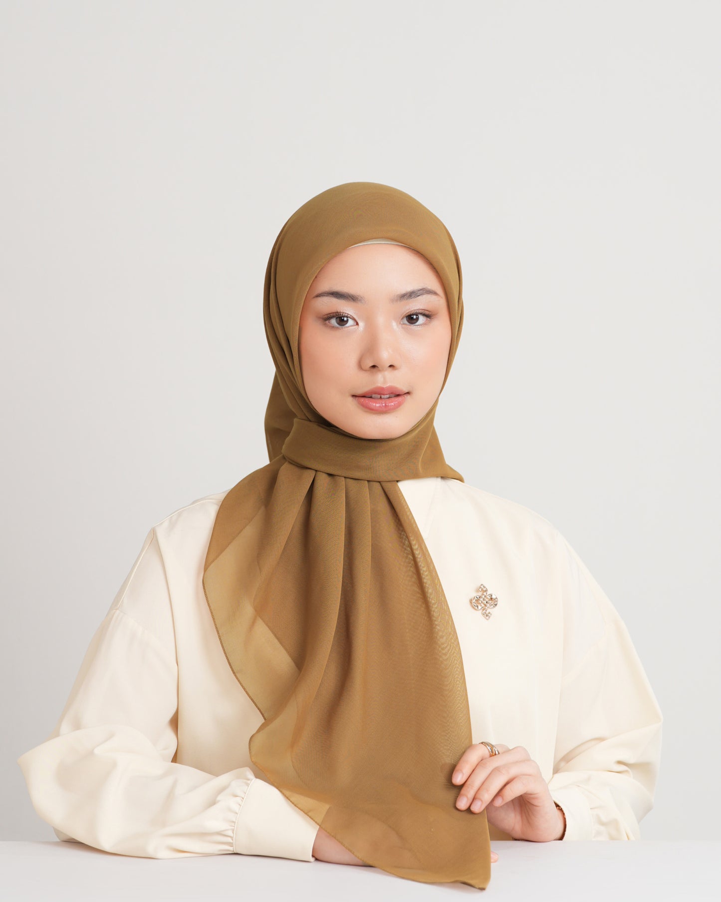 New HL Paris with Diamond Logo