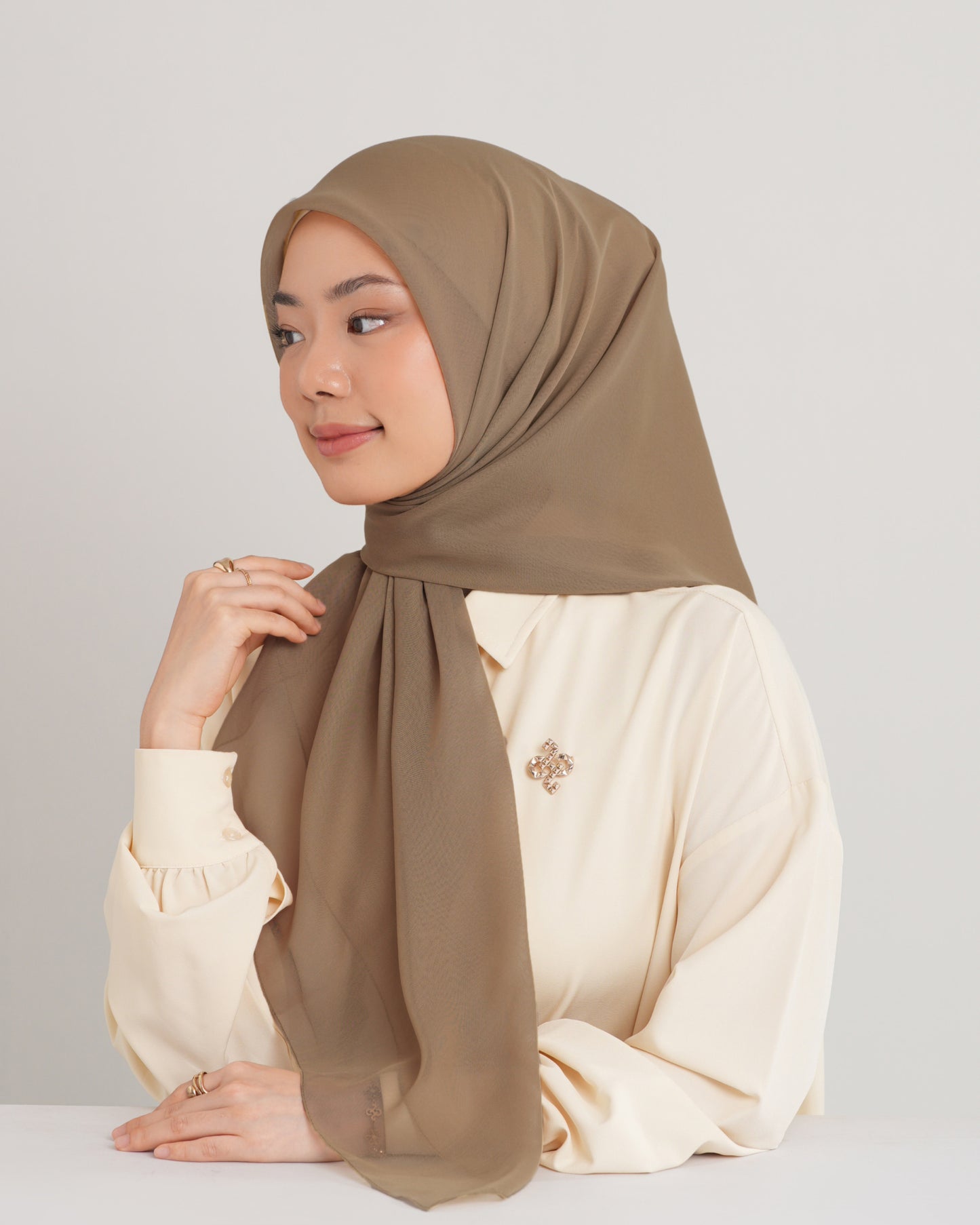 New HL Paris with Diamond Logo