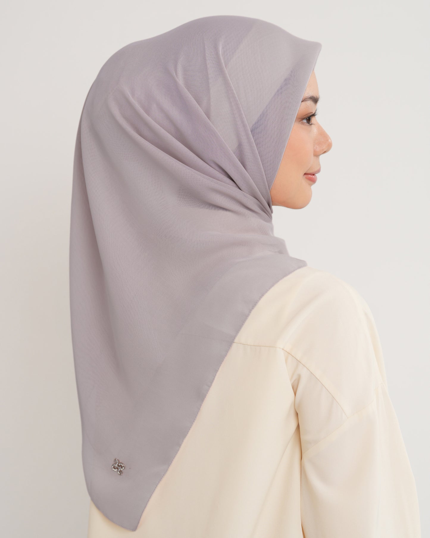 New HL Paris with Diamond Logo