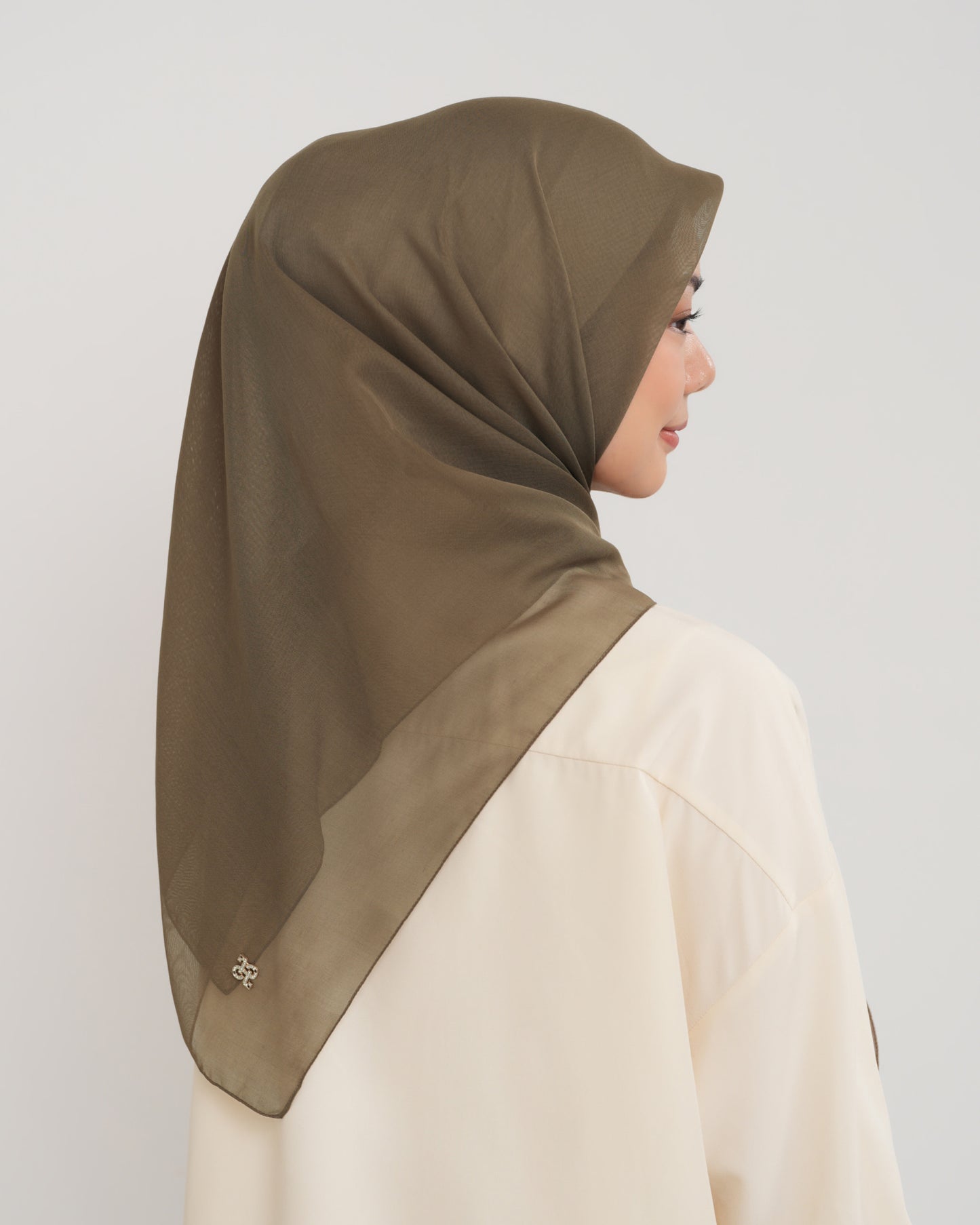 New HL Paris with Diamond Logo