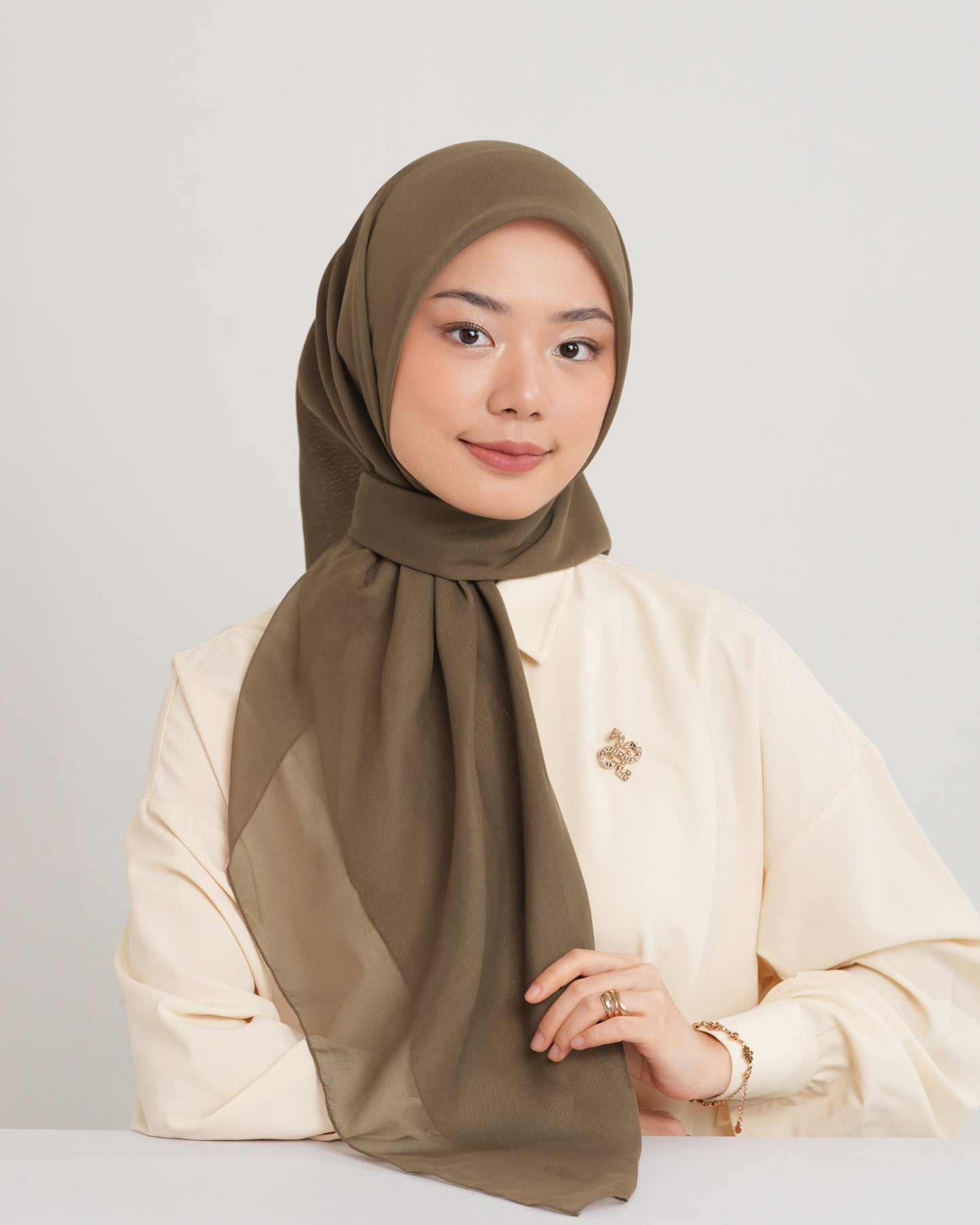 New HL Paris with Diamond Logo