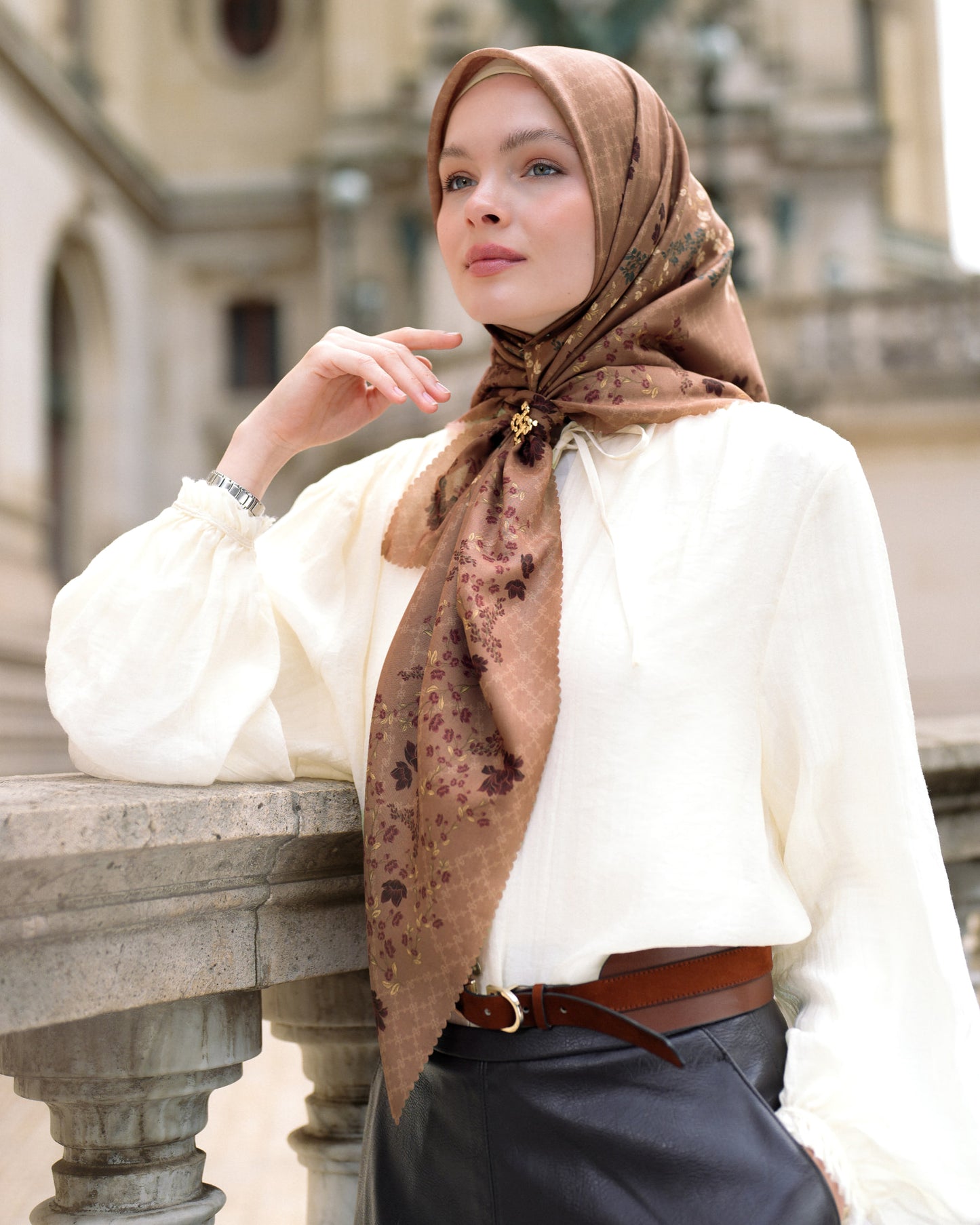 Roza Scarf