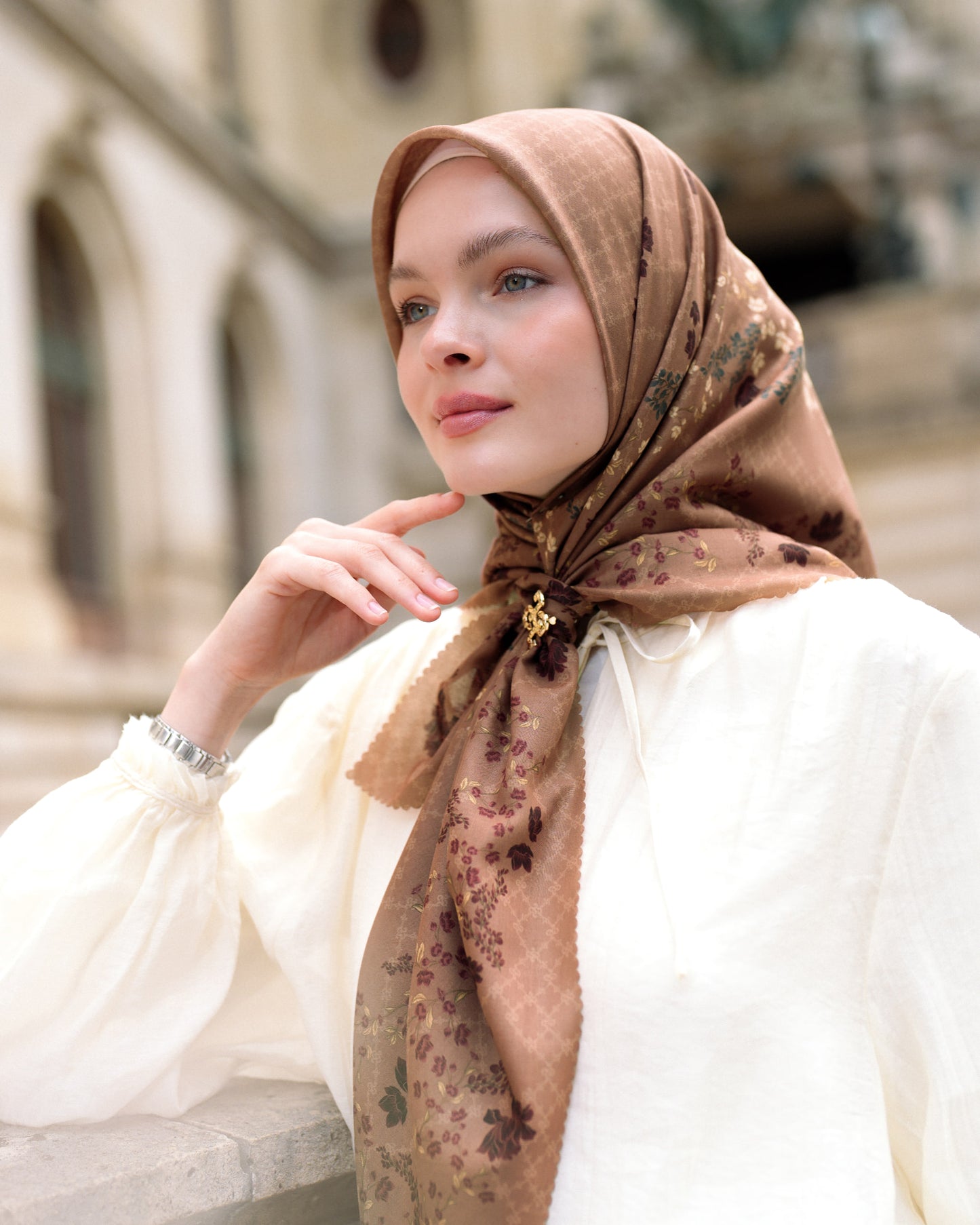 Roza Scarf