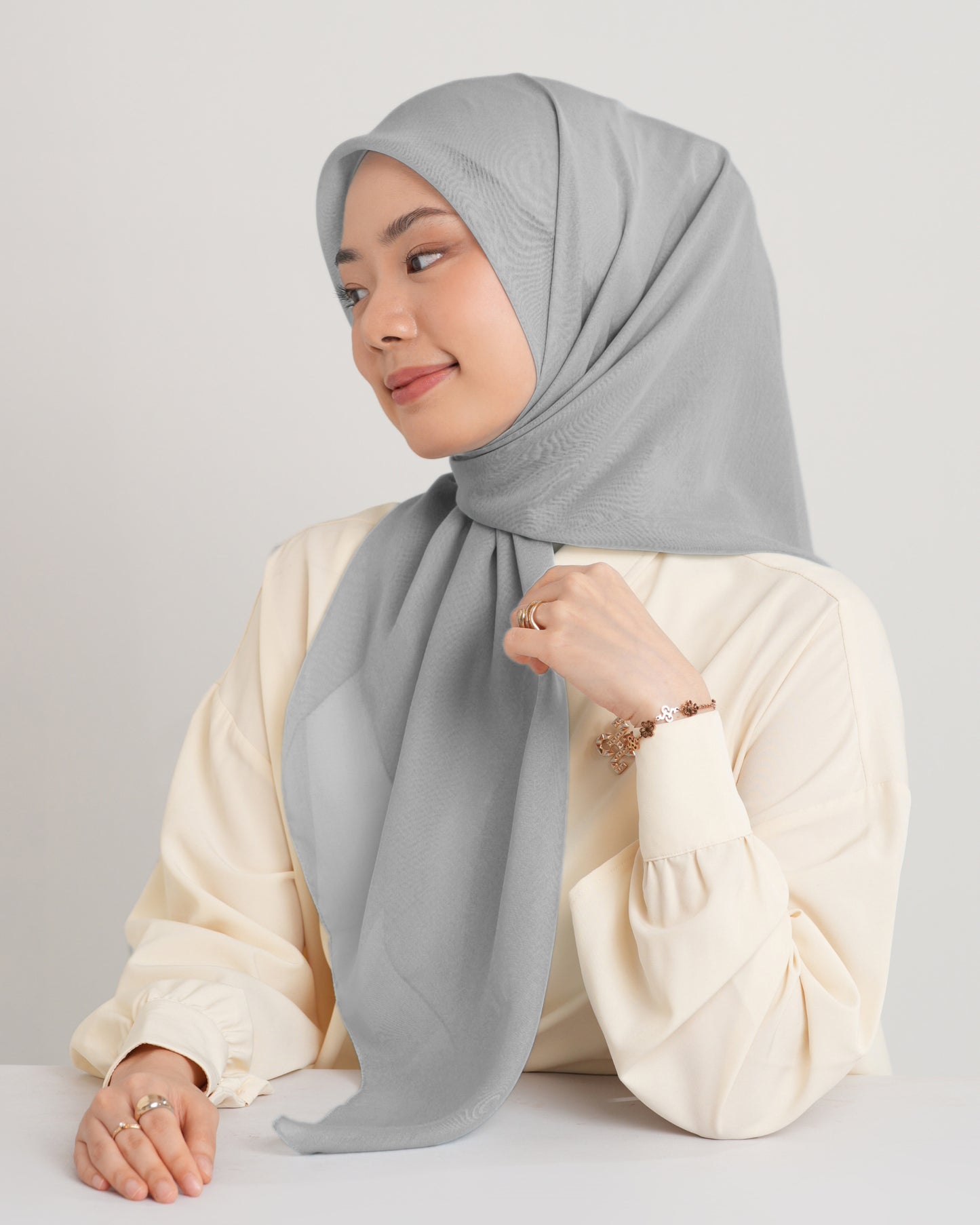 New HL Paris with Diamond Logo