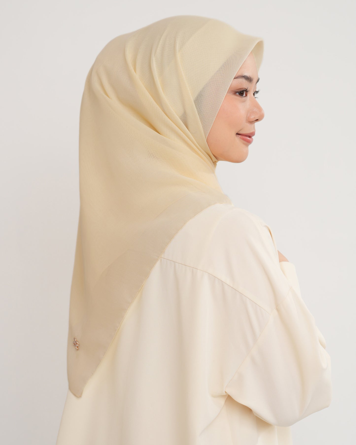 New HL Paris with Diamond Logo