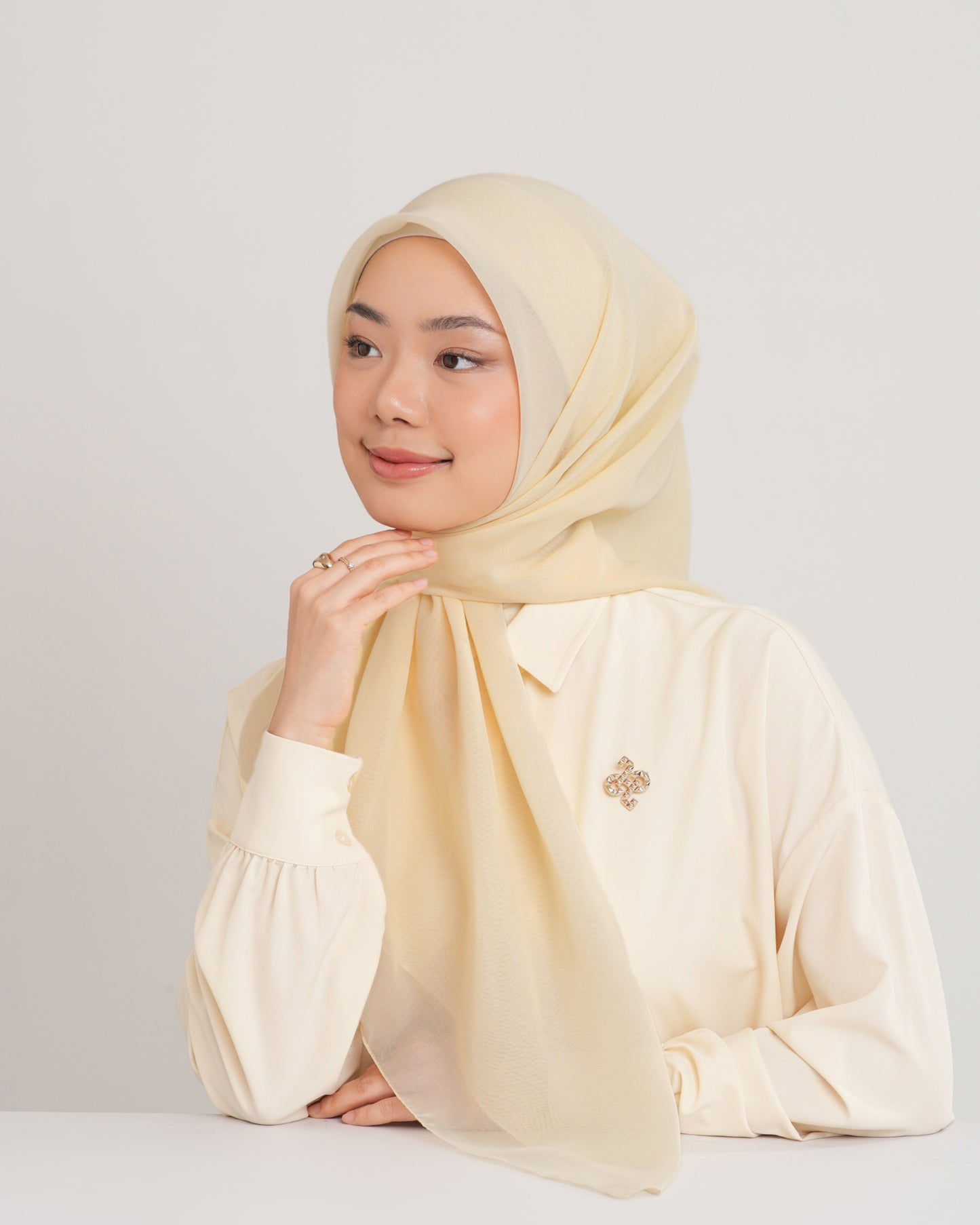 New HL Paris with Diamond Logo