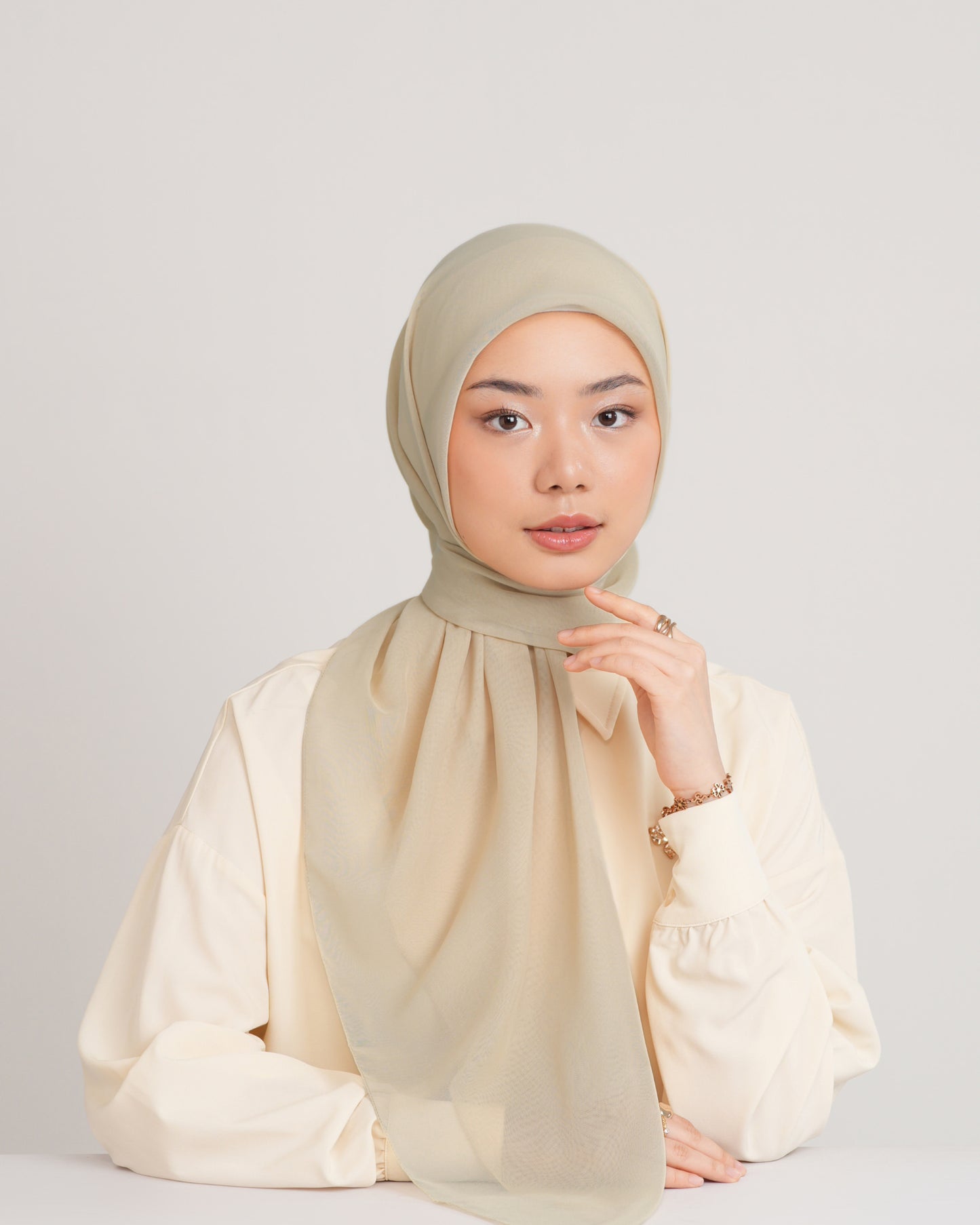 New HL Paris with Diamond Logo